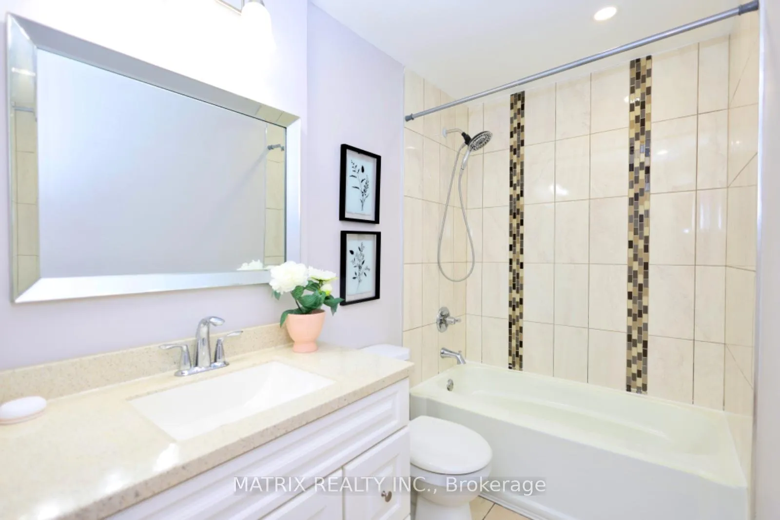 Photo 14 of 517 Grenfell Street, Oshawa, Vanier — HOMEH