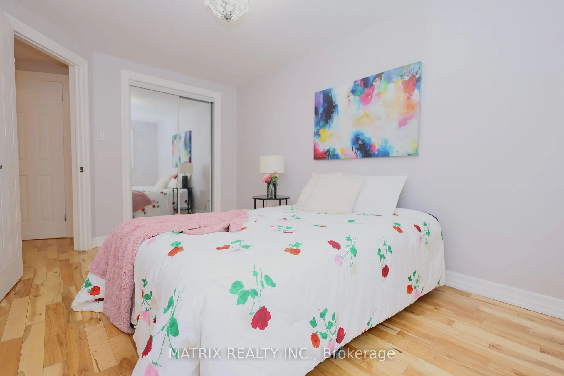 Photo 18 of 517 Grenfell Street, Oshawa, Vanier — HOMEH
