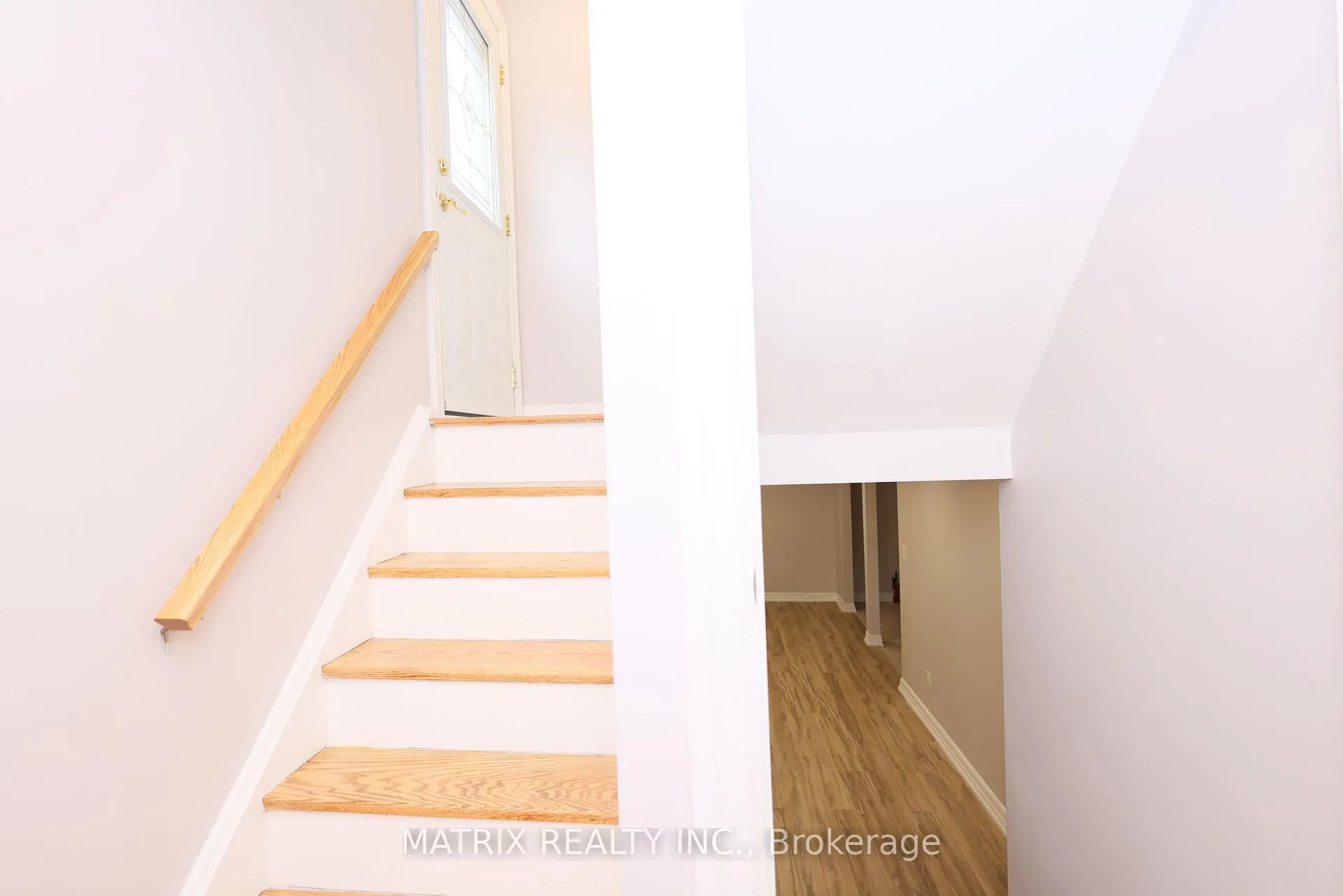 Photo 23 of 517 Grenfell Street, Oshawa, Vanier — HOMEH