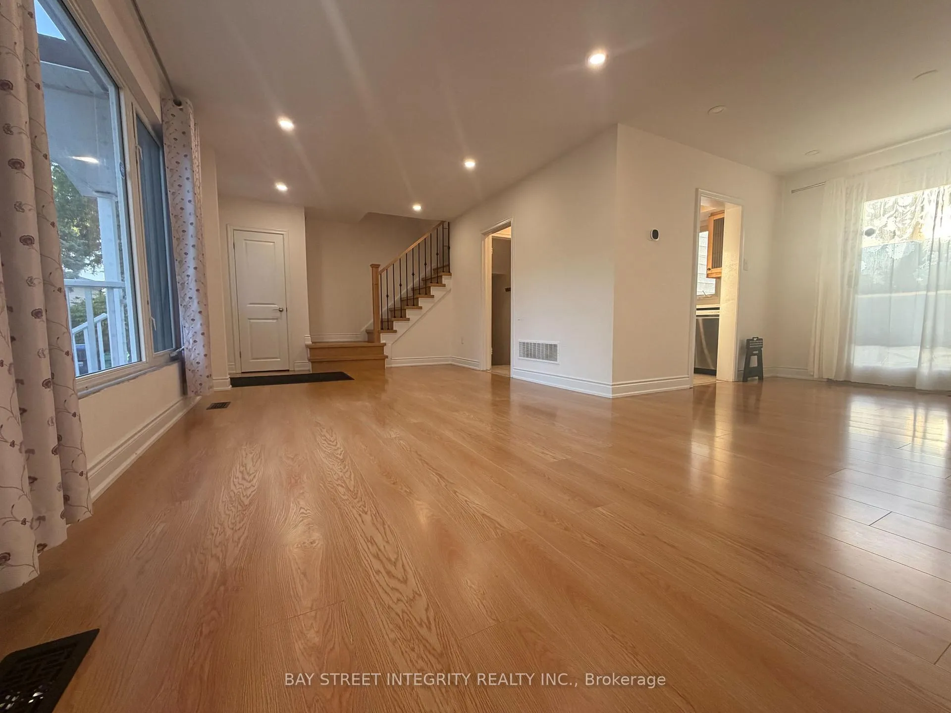 Photo 1 of 26 Morpeth Road, Brampton, Brampton East — HOMEH