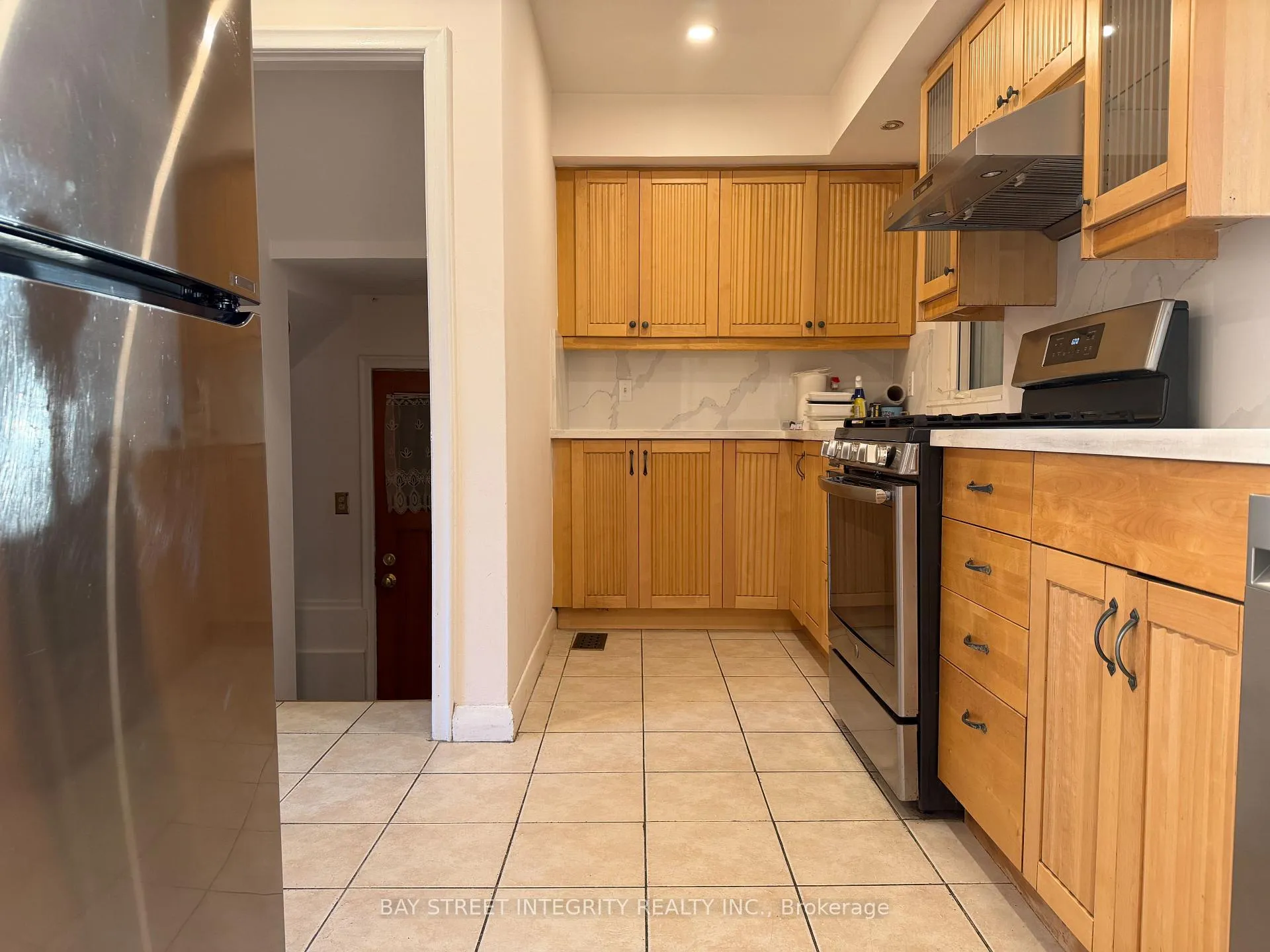 Photo 6 of 26 Morpeth Road, Brampton, Brampton East — HOMEH
