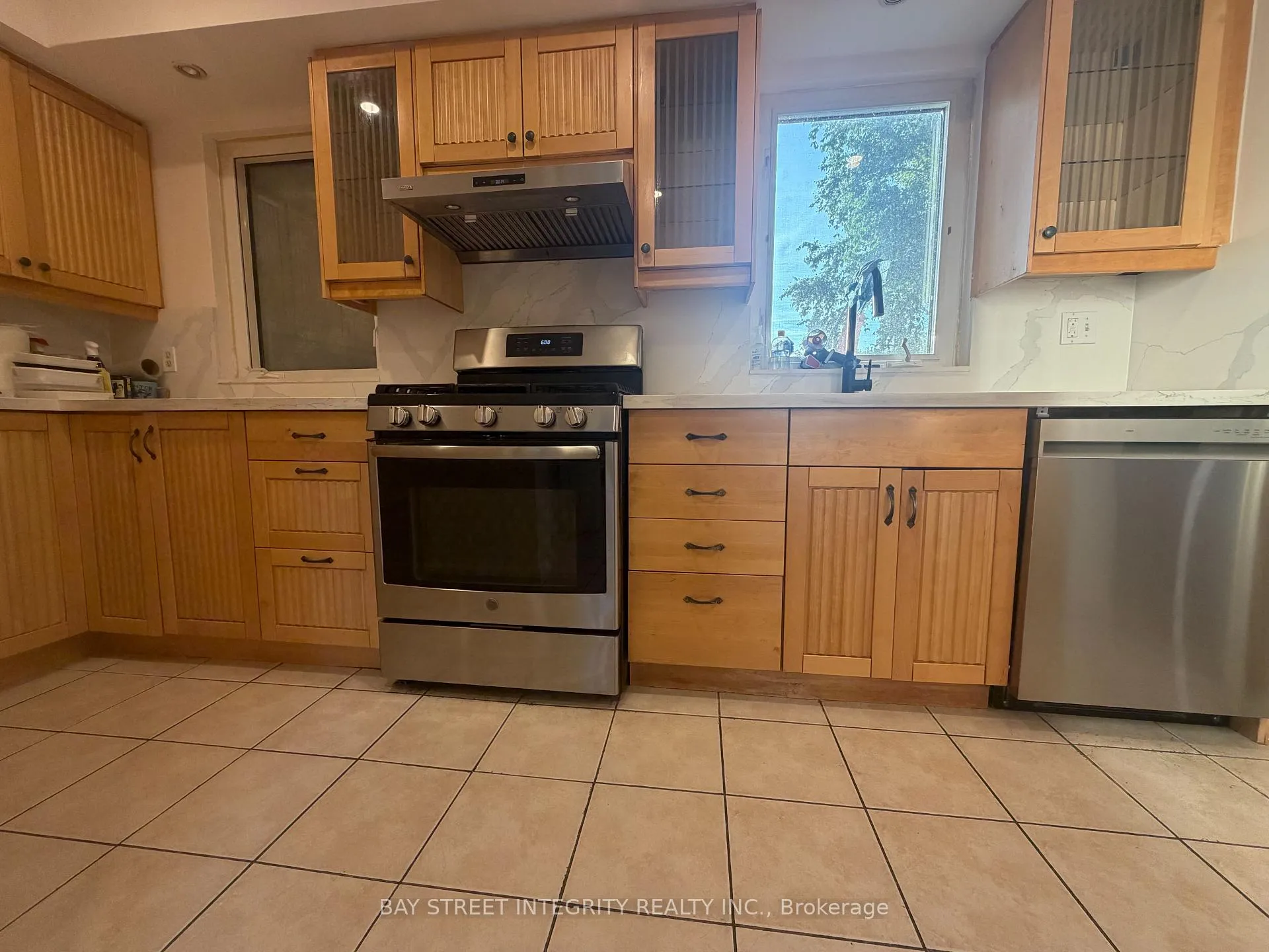 Photo 7 of 26 Morpeth Road, Brampton, Brampton East — HOMEH