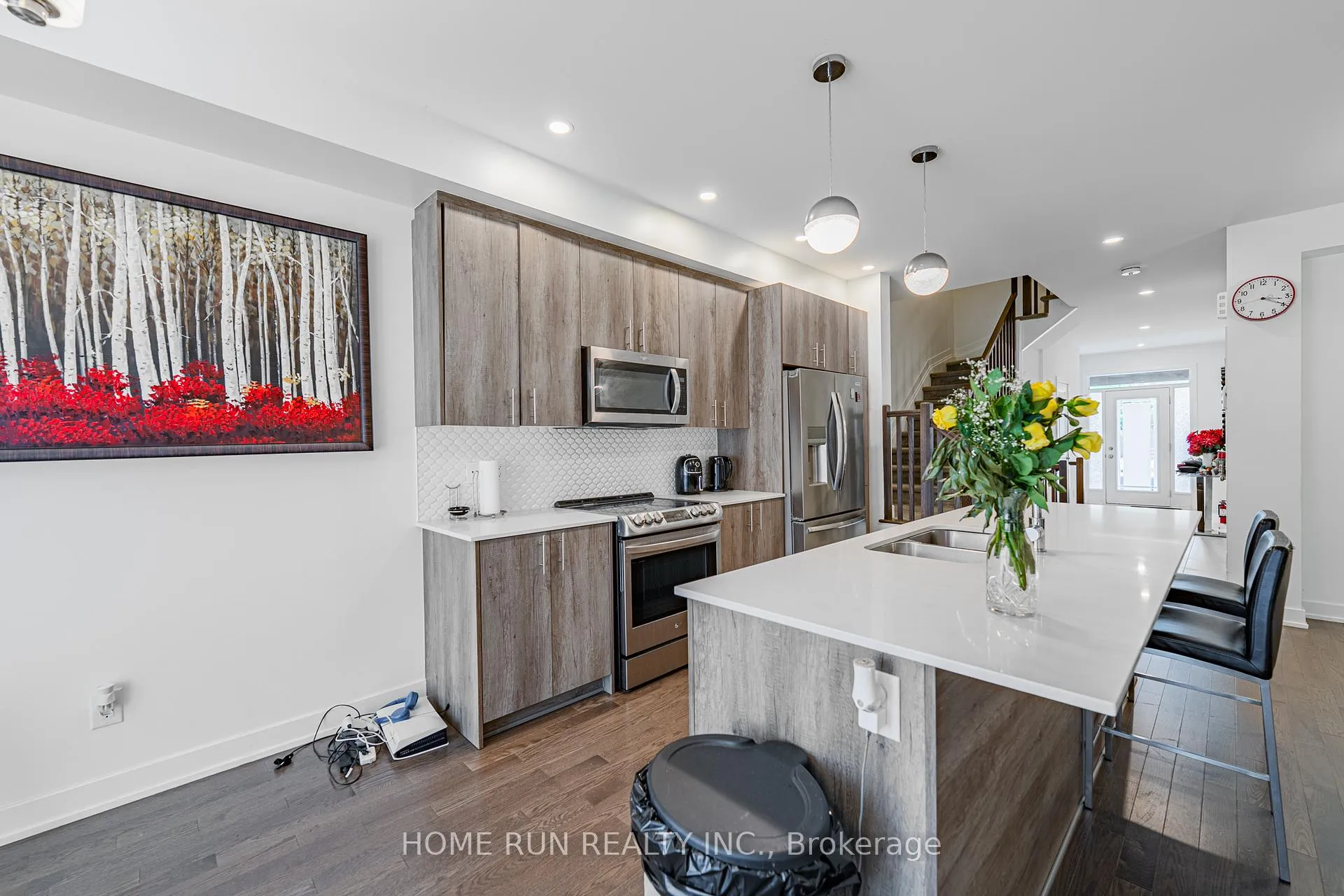 Photo 12 of 328 Ibanez Walk, Ottawa, Leitrim — HOMEH