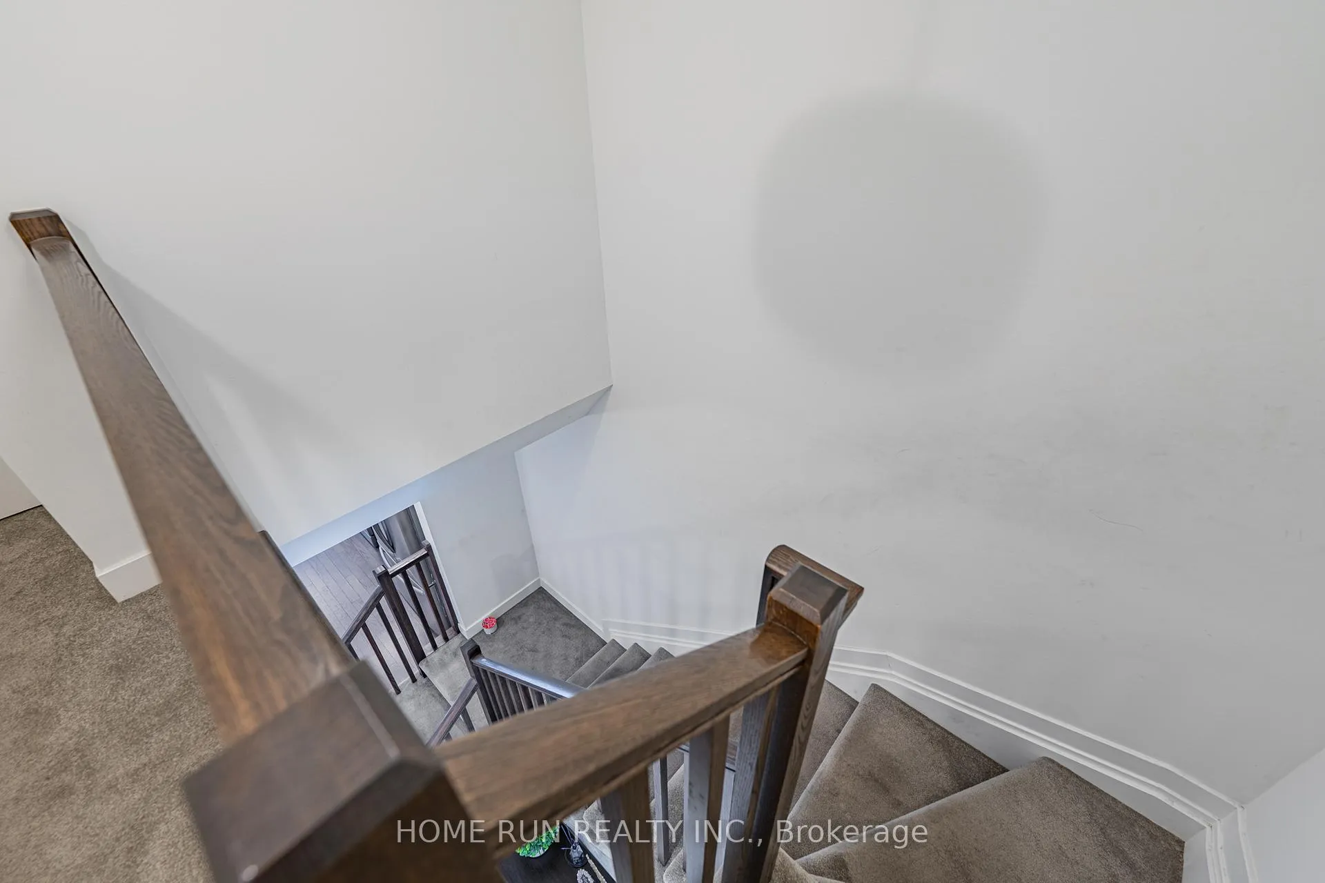Photo 16 of 328 Ibanez Walk, Ottawa, Leitrim — HOMEH