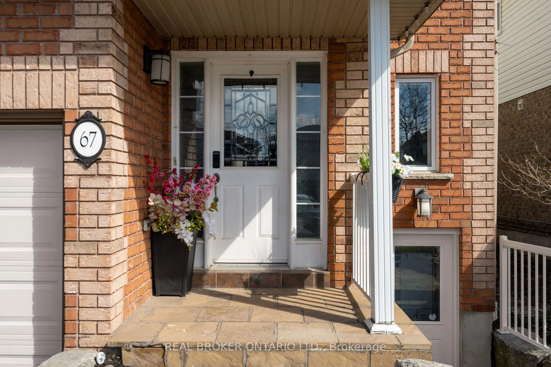 Photo 2 of 67 Birchwood Drive, Barrie, East Bayfield — HOMEH