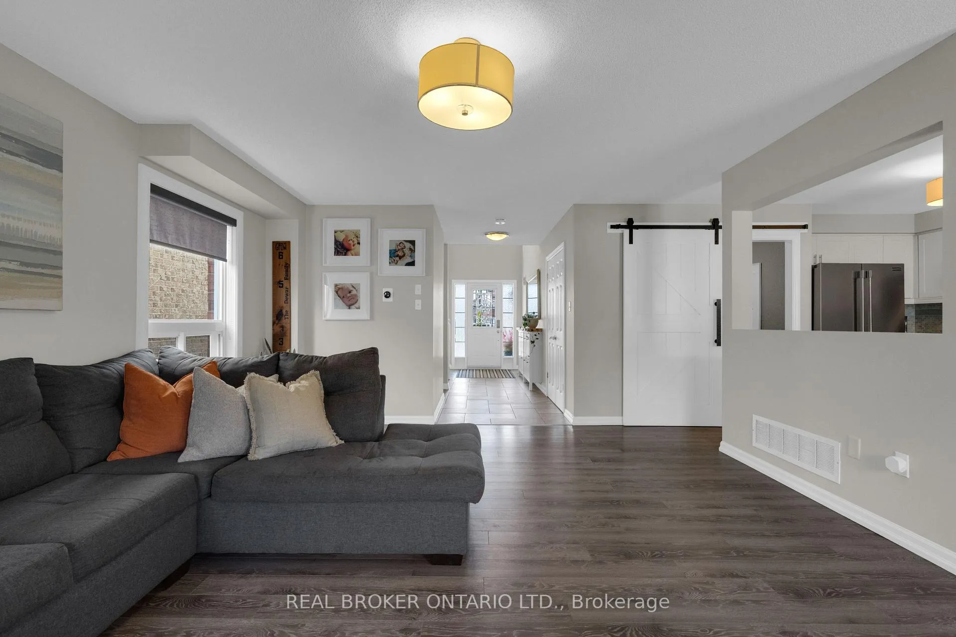 Photo 7 of 67 Birchwood Drive, Barrie, East Bayfield — HOMEH