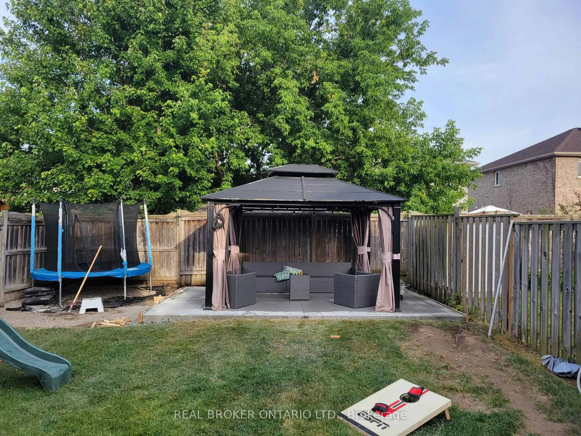 Photo 12 of 67 Birchwood Drive, Barrie, East Bayfield — HOMEH
