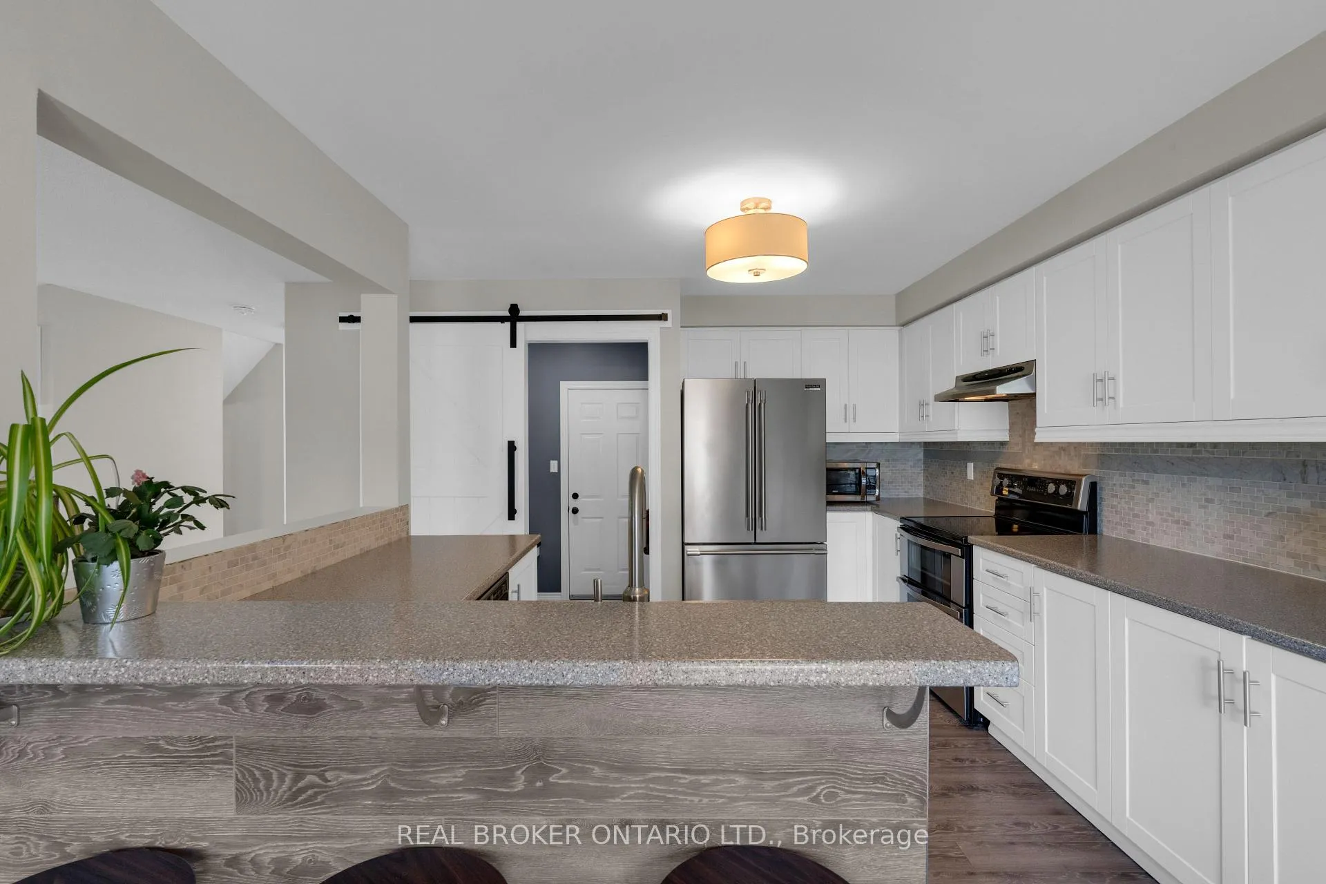 Photo 17 of 67 Birchwood Drive, Barrie, East Bayfield — HOMEH