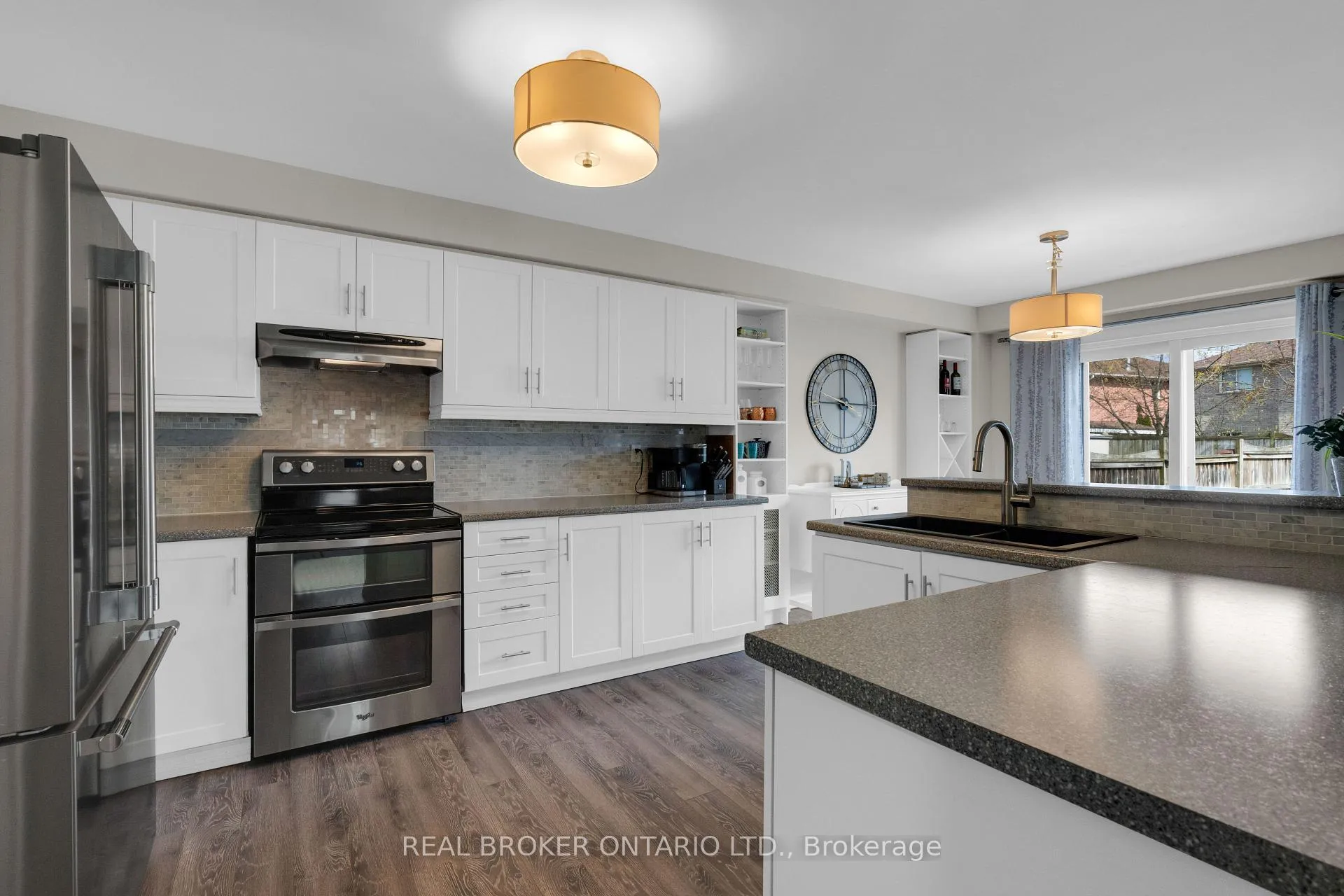 Photo 18 of 67 Birchwood Drive, Barrie, East Bayfield — HOMEH