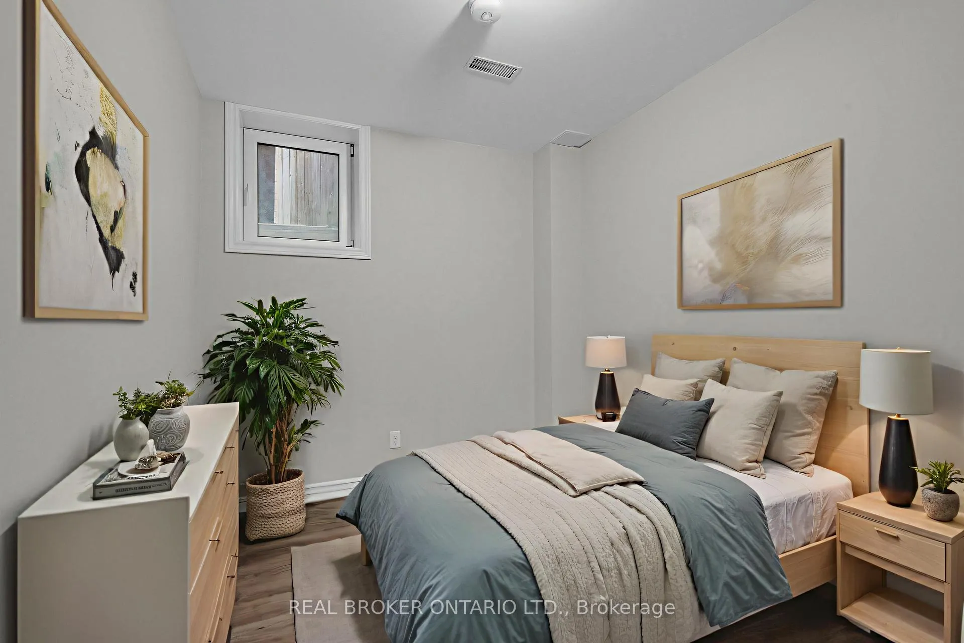 Photo 41 of 67 Birchwood Drive, Barrie, East Bayfield — HOMEH
