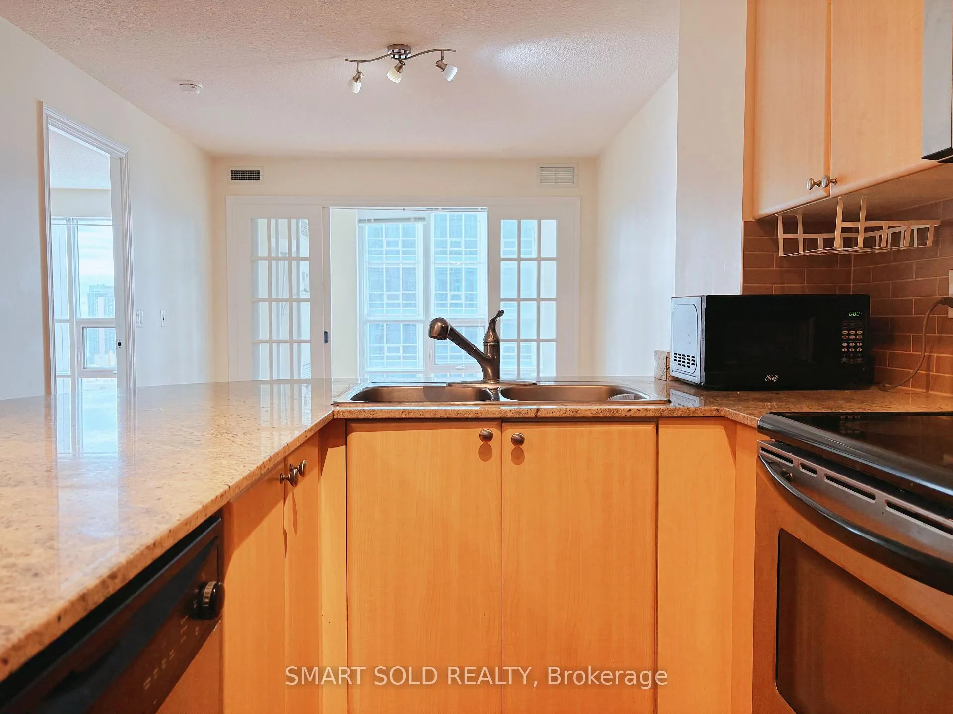 Photo 19 of Unit 3306, 763 Bay Street, Toronto, Bay Street Corridor — HOMEH