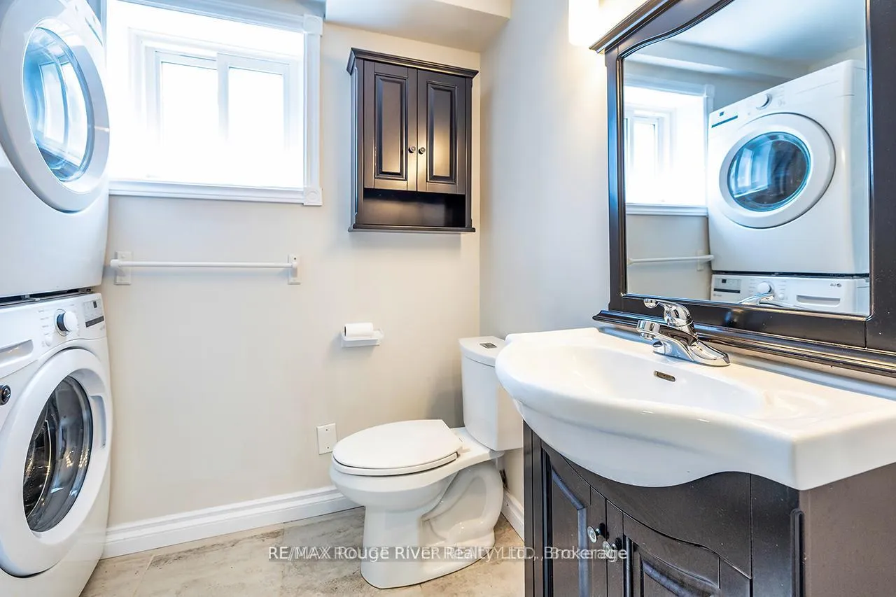 Photo 26 of 411 Pompano Court, Oshawa, Samac — HOMEH