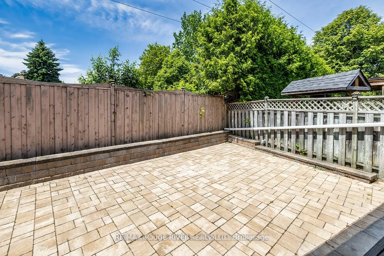 Photo 36 of 411 Pompano Court, Oshawa, Samac — HOMEH