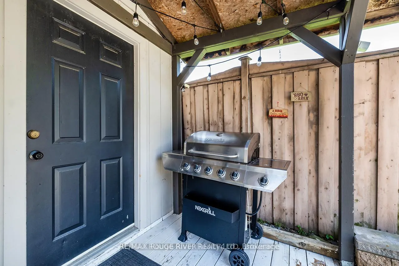 Photo 38 of 411 Pompano Court, Oshawa, Samac — HOMEH