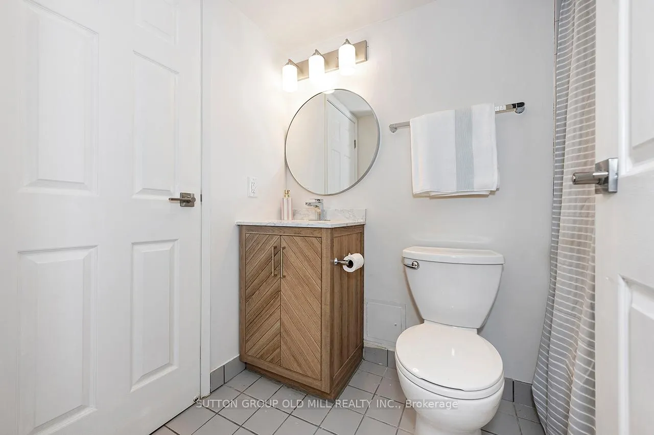 Photo 9 of Unit 821, 222 The Esplanade, Toronto, Waterfront Communities — HOMEH