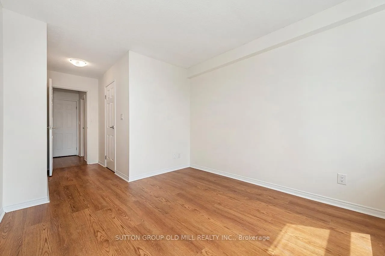 Photo 11 of Unit 821, 222 The Esplanade, Toronto, Waterfront Communities — HOMEH