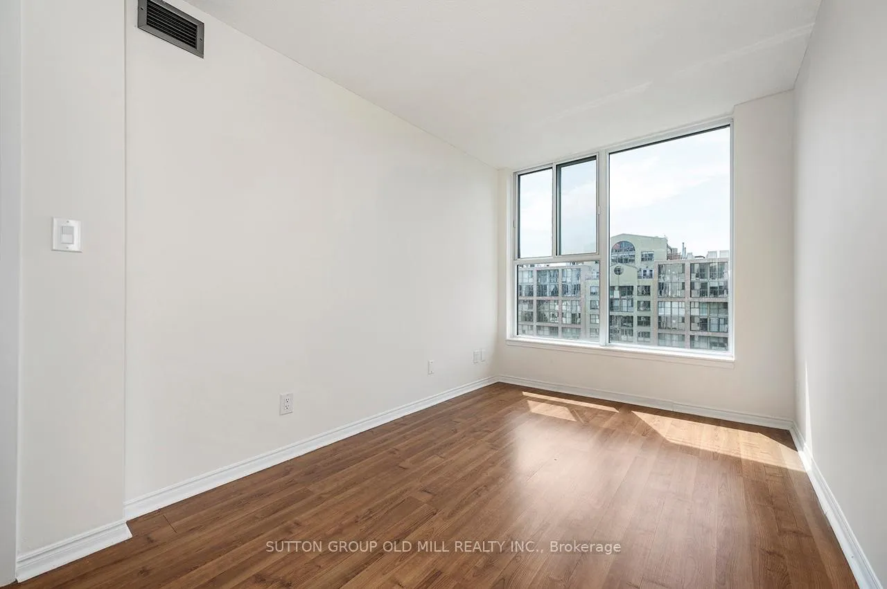 Photo 13 of Unit 821, 222 The Esplanade, Toronto, Waterfront Communities — HOMEH