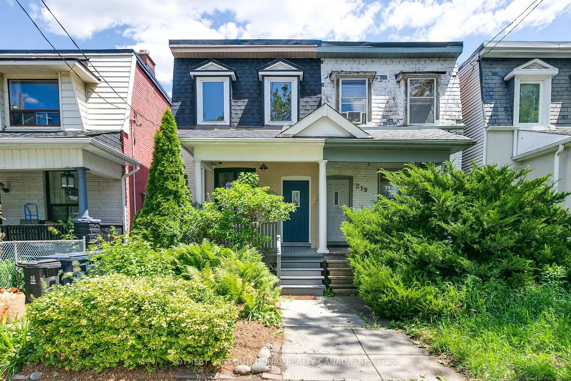 Front of 221 Booth Avenue
