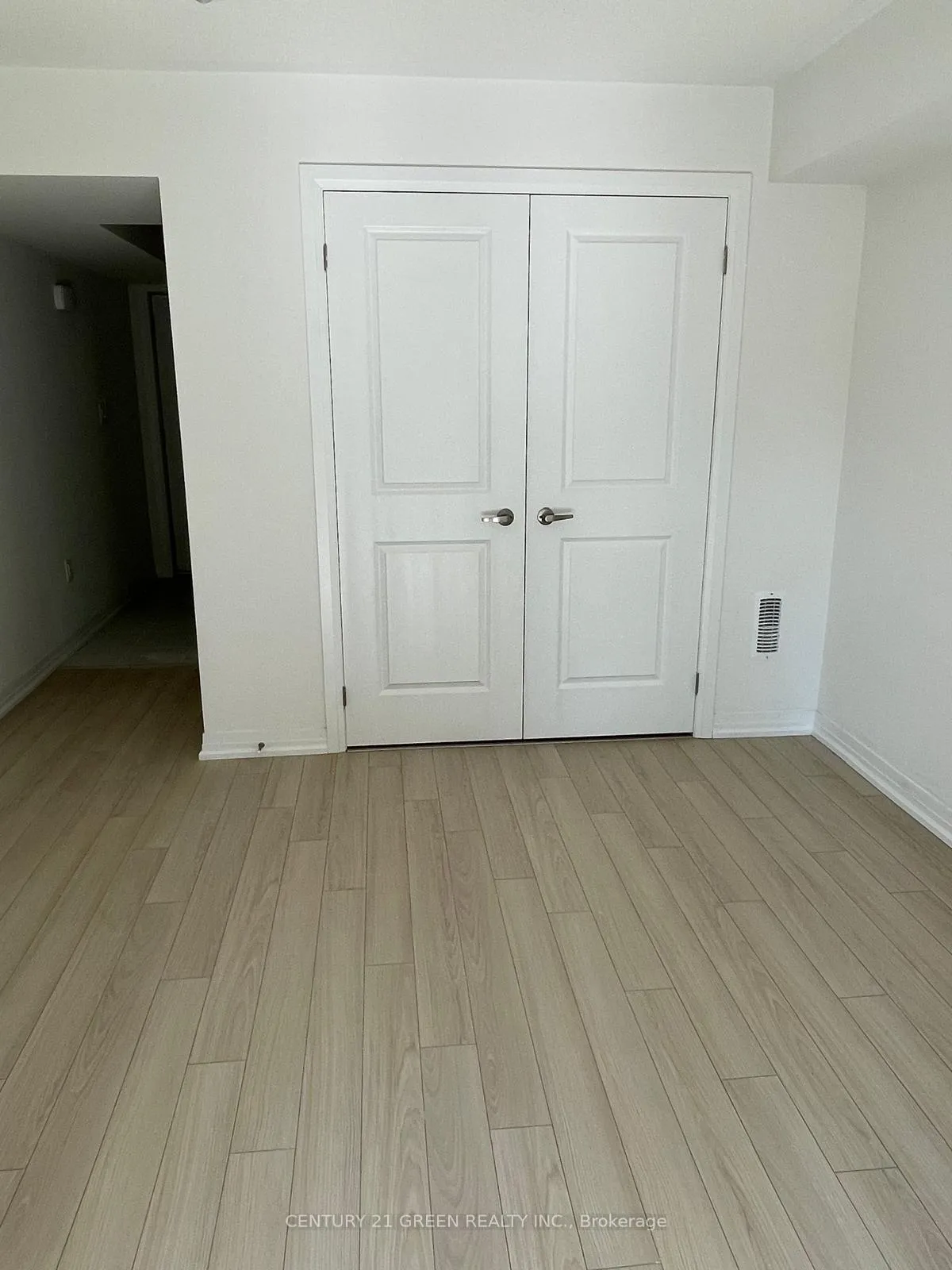 Photo 4 of 6 Sidney Rose Common, St. Catharines, Glendale/Glenridge — HOMEH