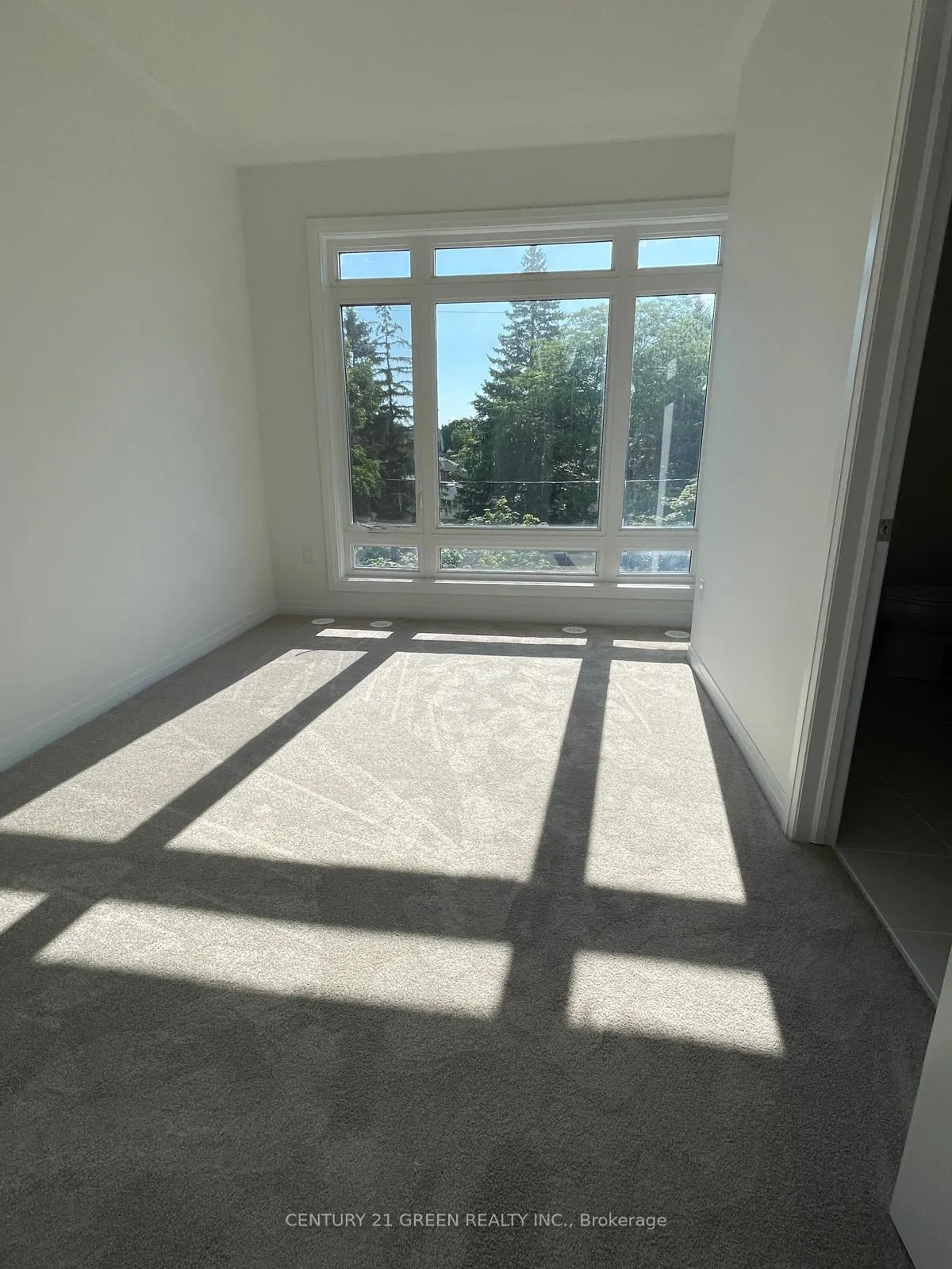 Photo 8 of 6 Sidney Rose Common, St. Catharines, Glendale/Glenridge — HOMEH