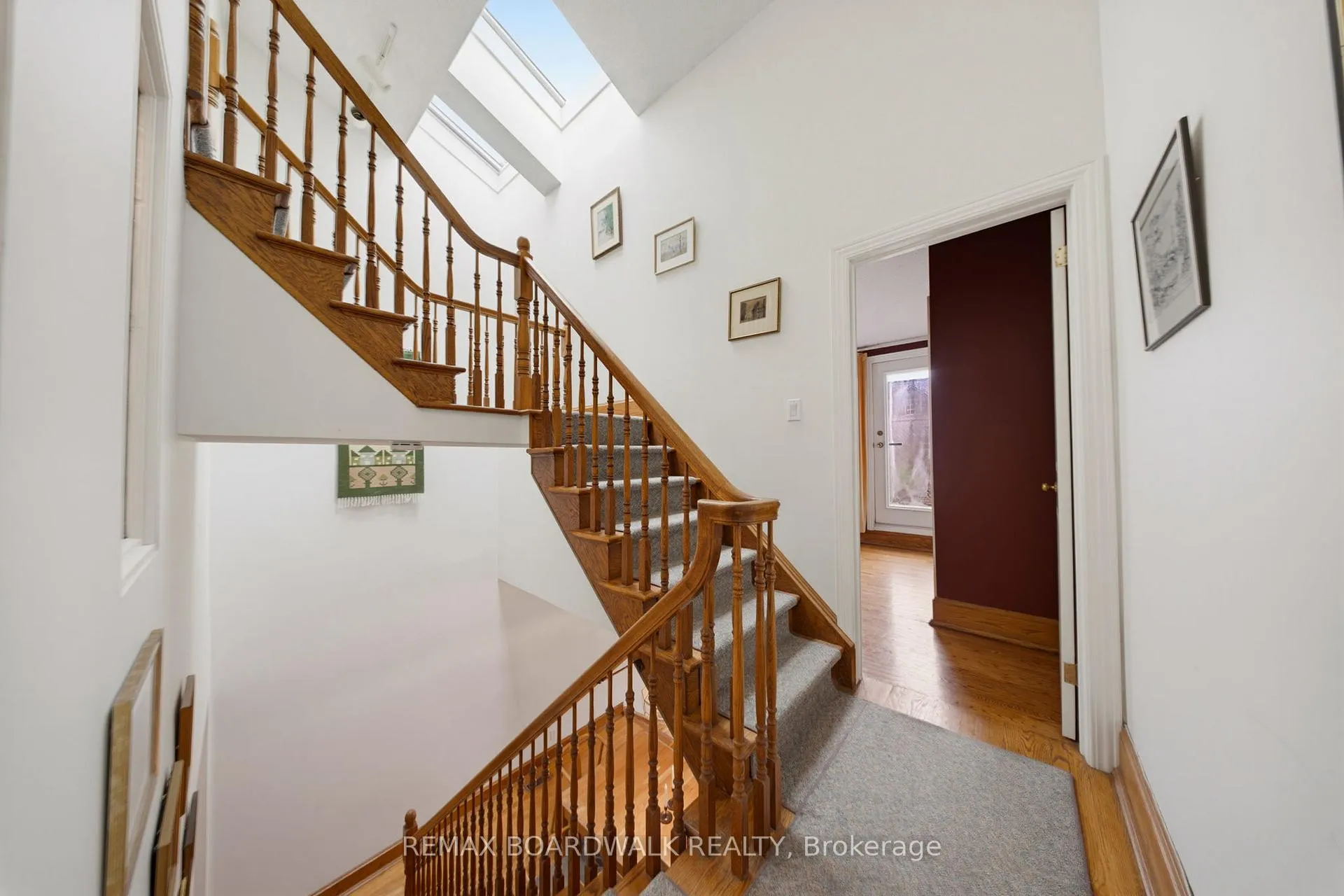Photo 25 of Unit B, 595 Besserer Street, Ottawa, Sandy Hill — HOMEH