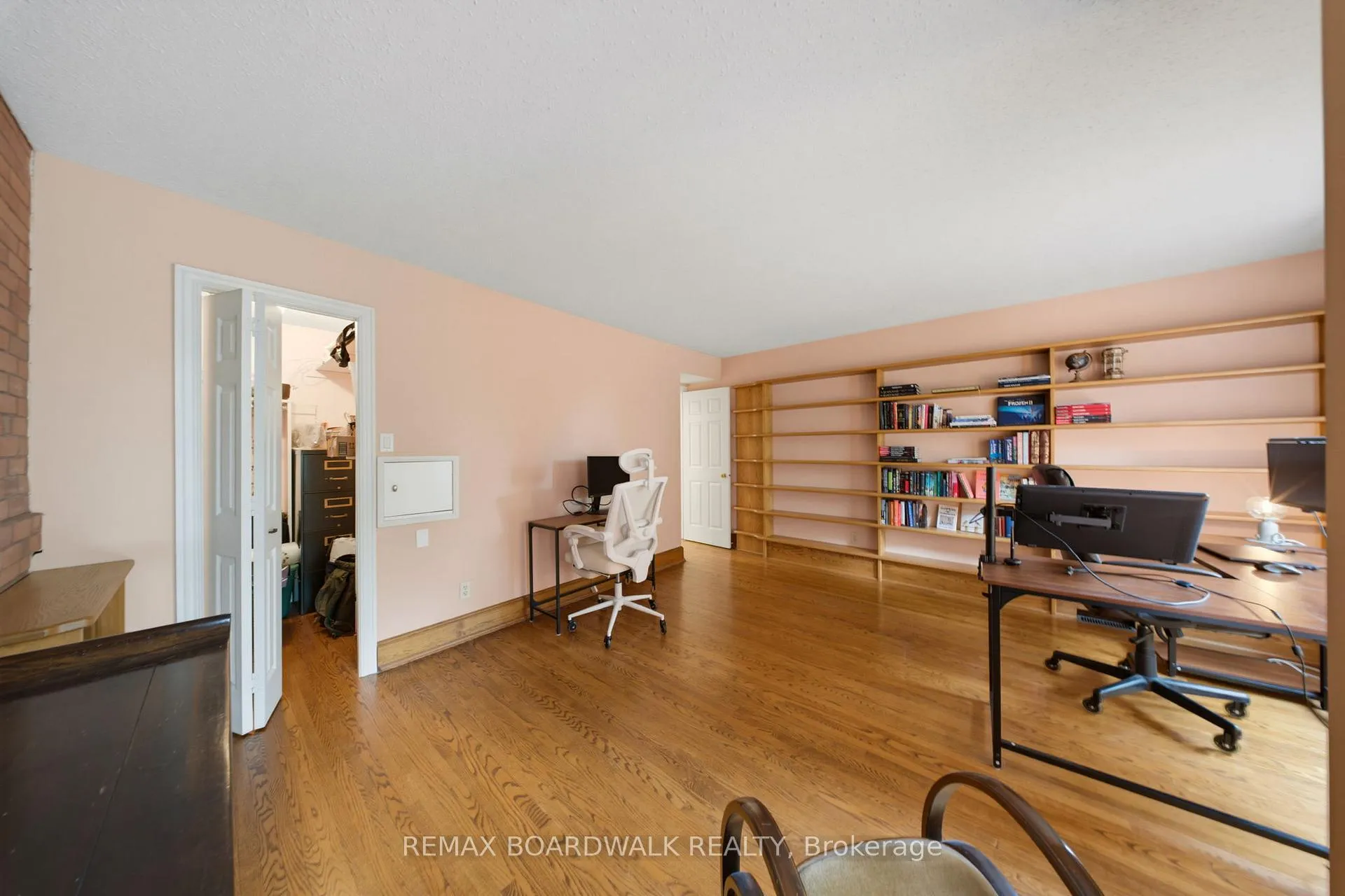 Photo 31 of Unit B, 595 Besserer Street, Ottawa, Sandy Hill — HOMEH