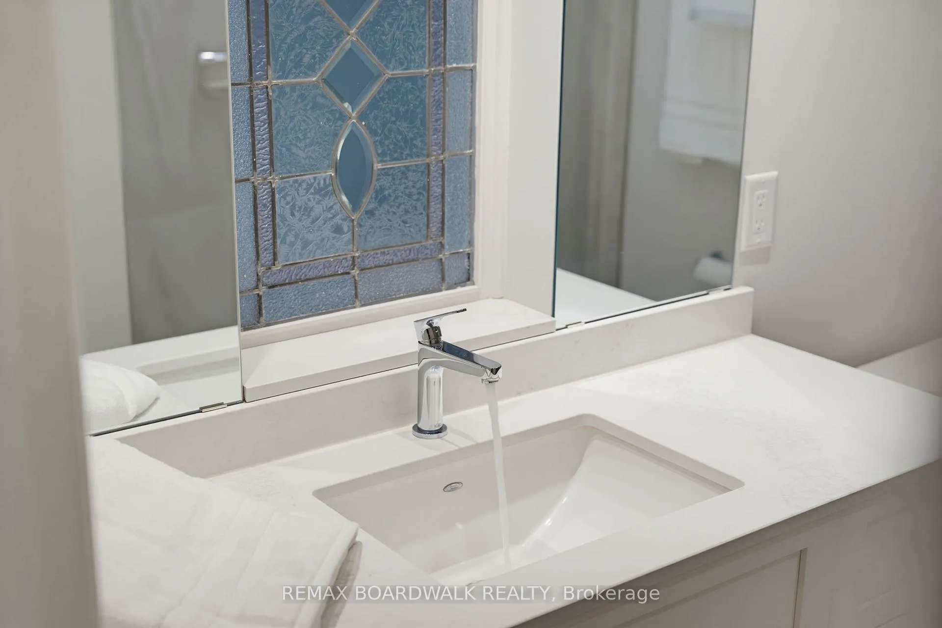 Photo 33 of Unit B, 595 Besserer Street, Ottawa, Sandy Hill — HOMEH