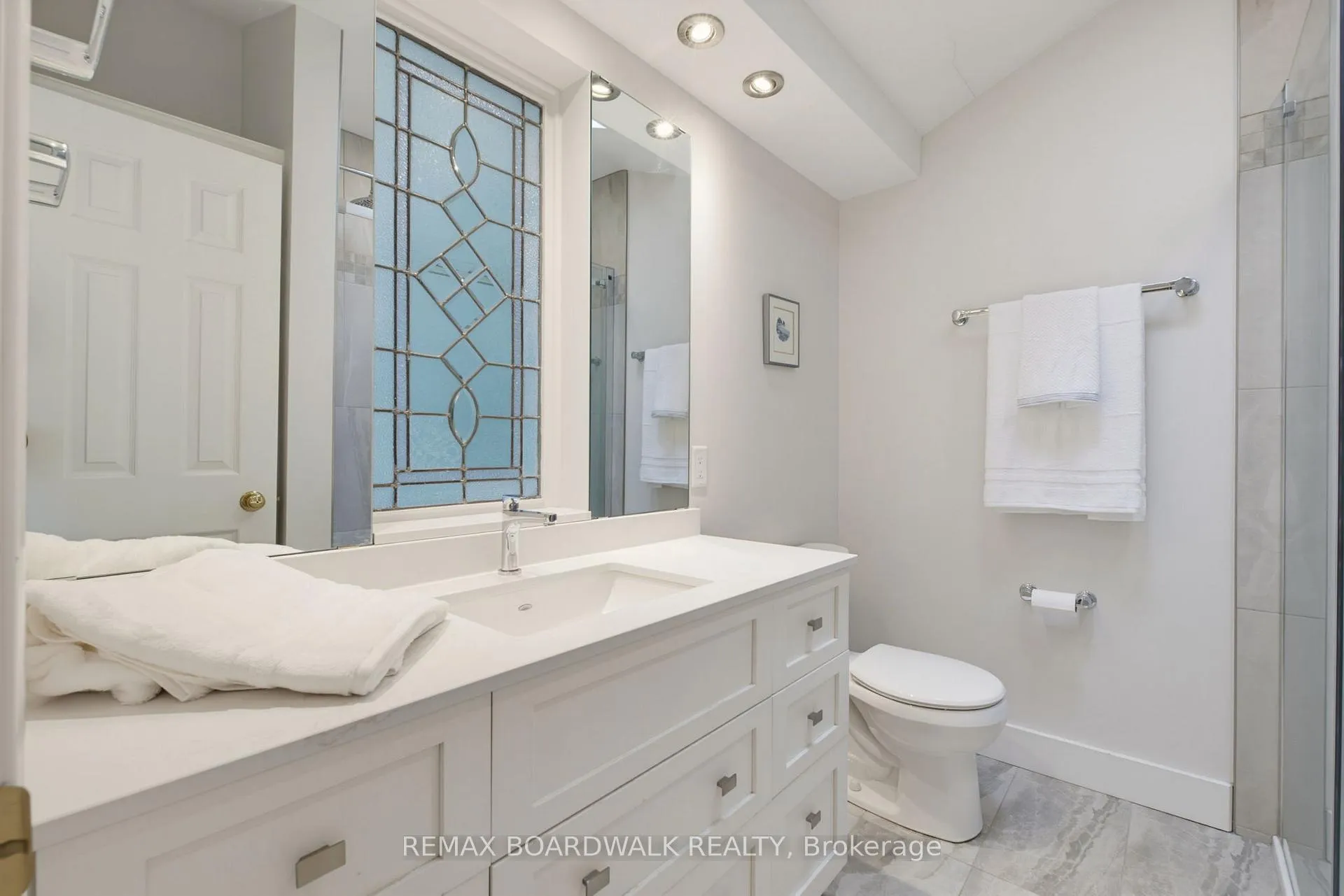 Photo 40 of Unit B, 595 Besserer Street, Ottawa, Sandy Hill — HOMEH