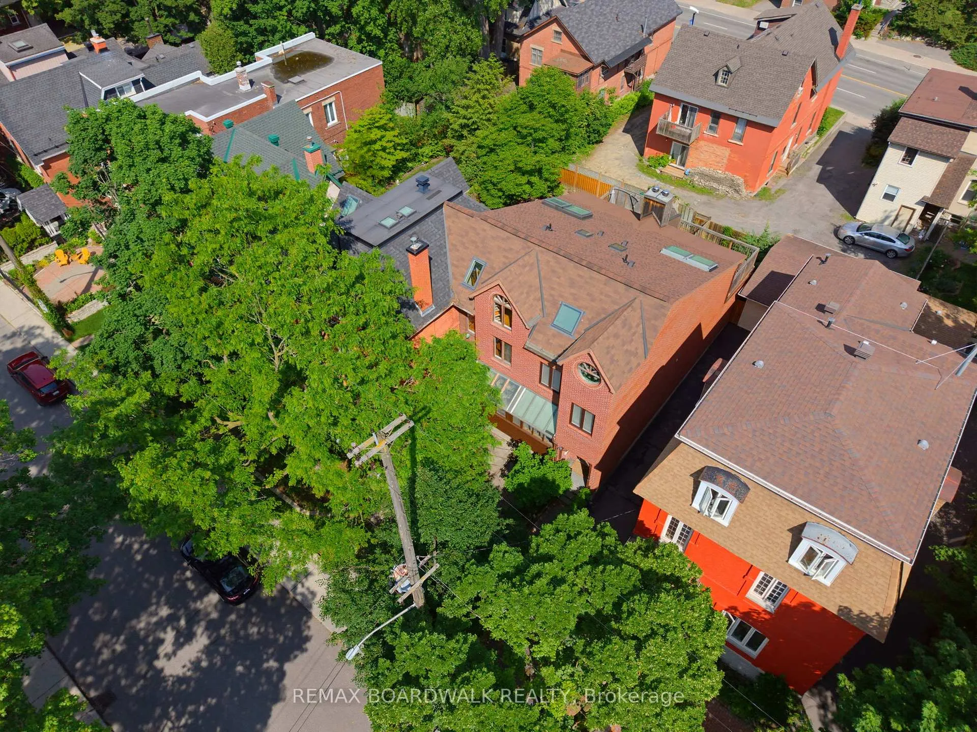 Photo 44 of Unit B, 595 Besserer Street, Ottawa, Sandy Hill — HOMEH