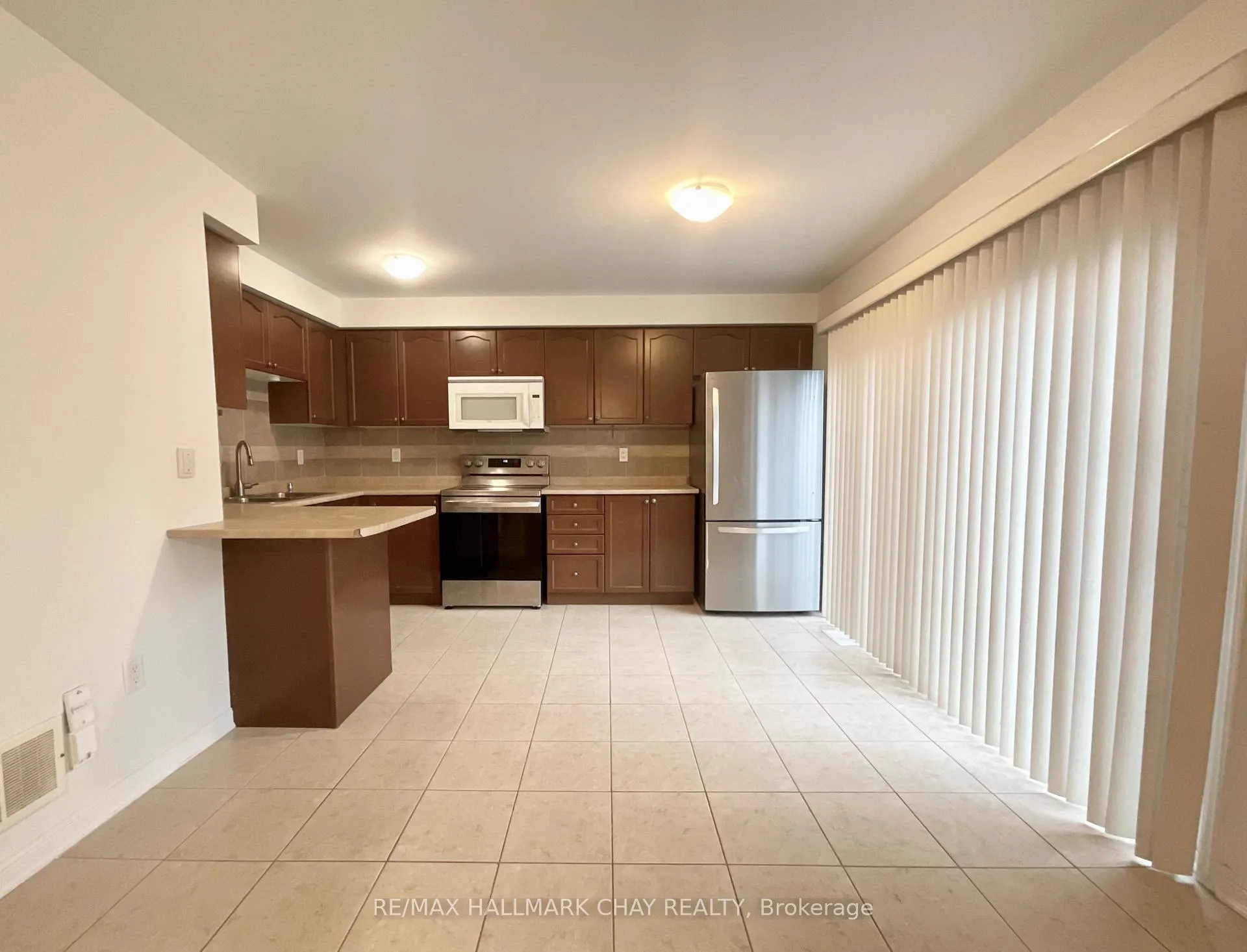Photo 6 of 17 Ferris Lane, New Tecumseth, Alliston — HOMEH