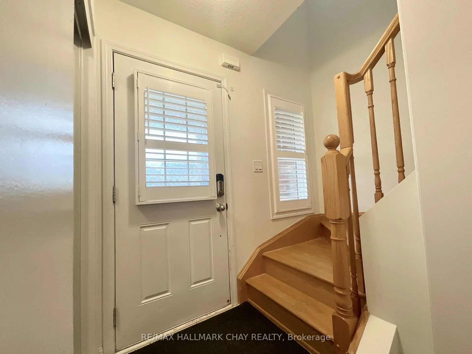 Photo 11 of 17 Ferris Lane, New Tecumseth, Alliston — HOMEH