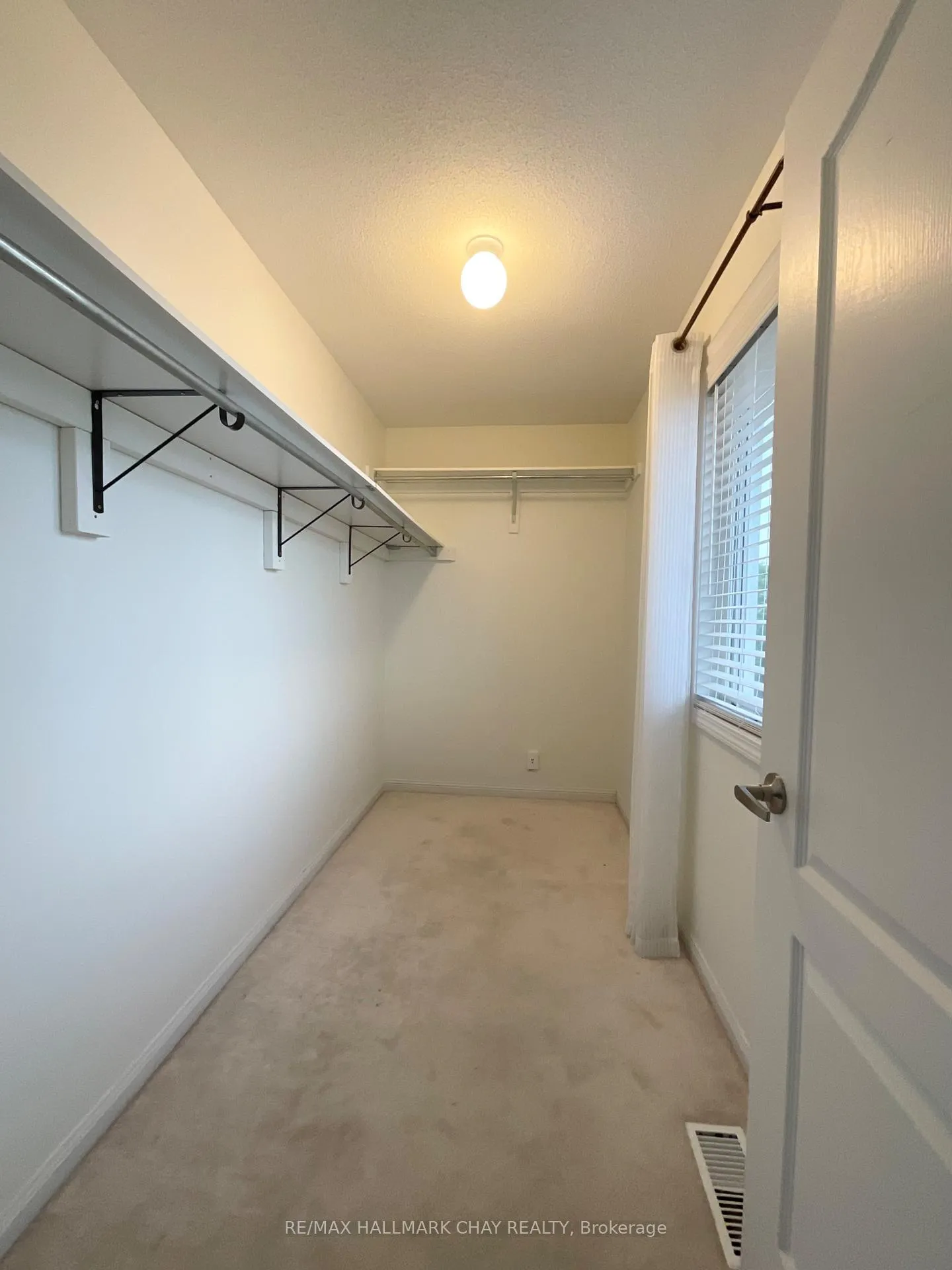 Photo 15 of 17 Ferris Lane, New Tecumseth, Alliston — HOMEH