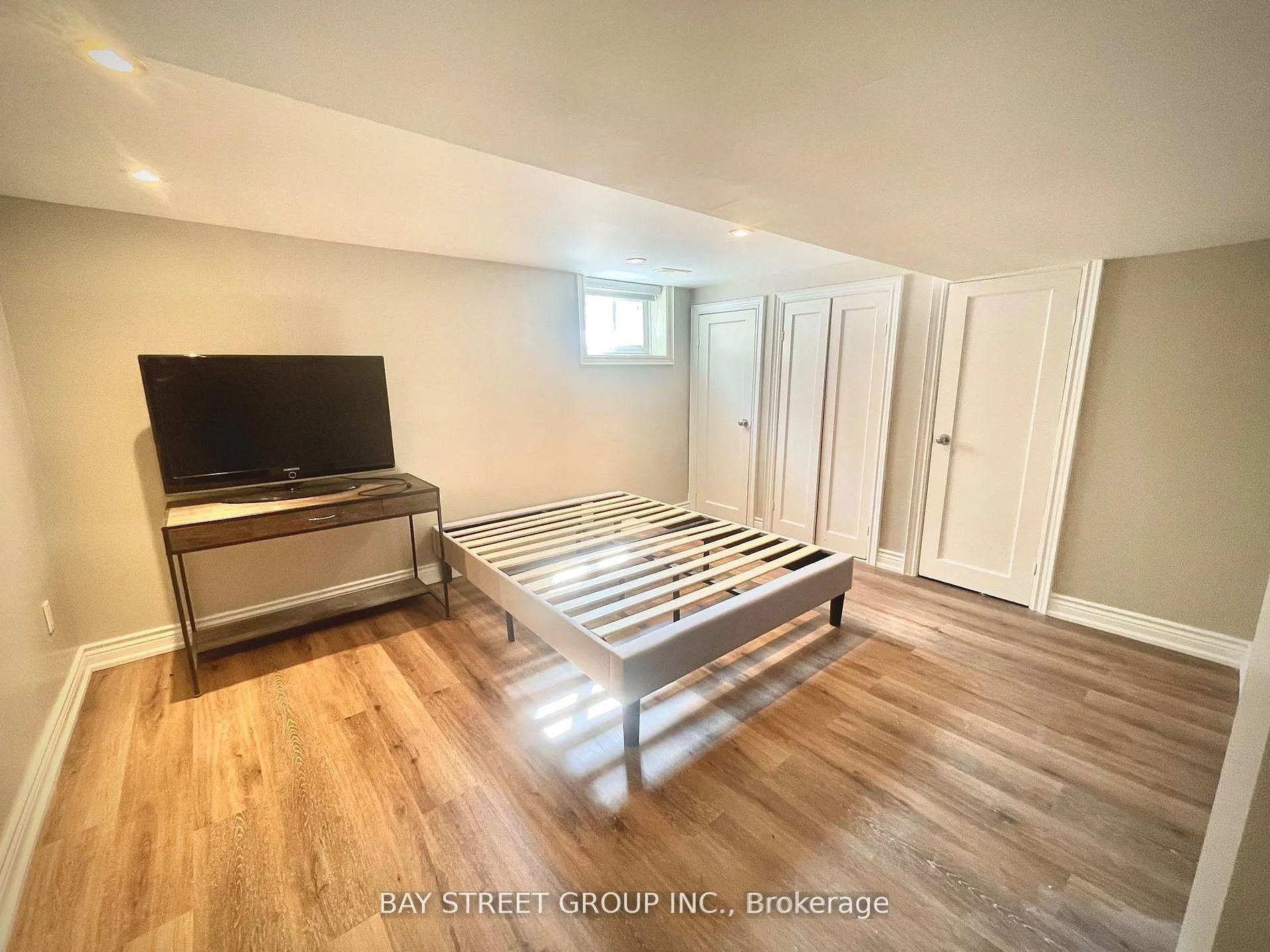 Photo 6 of Unit Lower Level, 3 Ravenwood Place, Toronto, O'Connor-Parkview — HOMEH