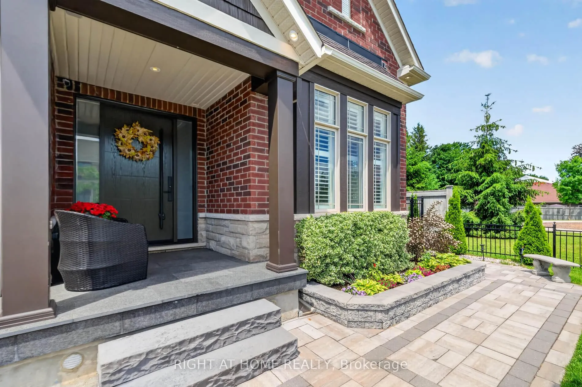 Photo 2 of 80 Sharpe Crescent, New Tecumseth, Tottenham — HOMEH