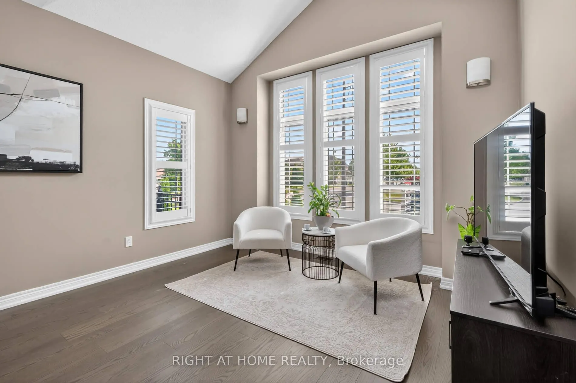 Photo 4 of 80 Sharpe Crescent, New Tecumseth, Tottenham — HOMEH