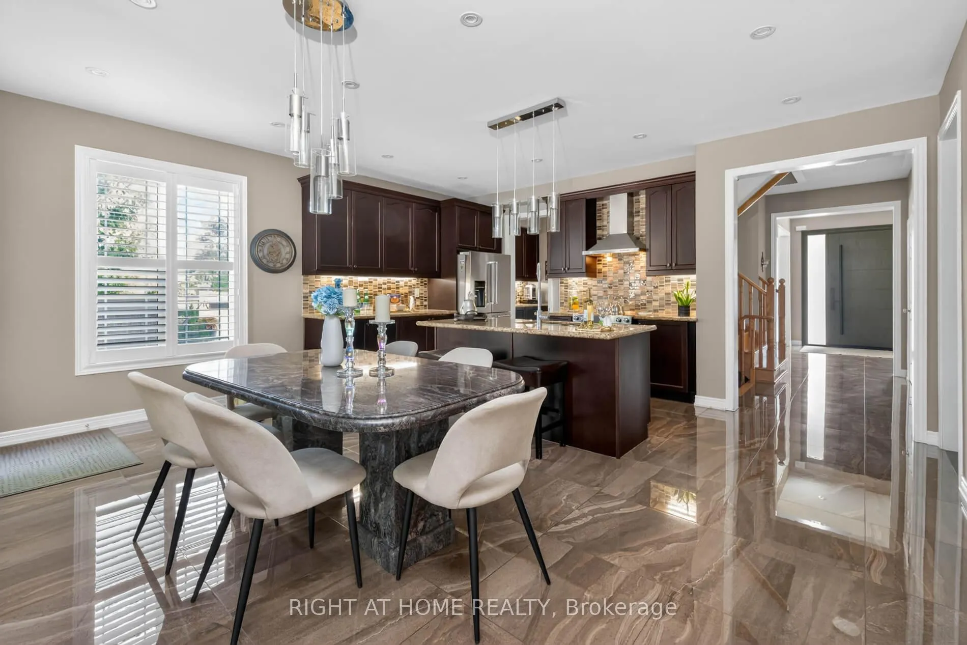 Photo 13 of 80 Sharpe Crescent, New Tecumseth, Tottenham — HOMEH