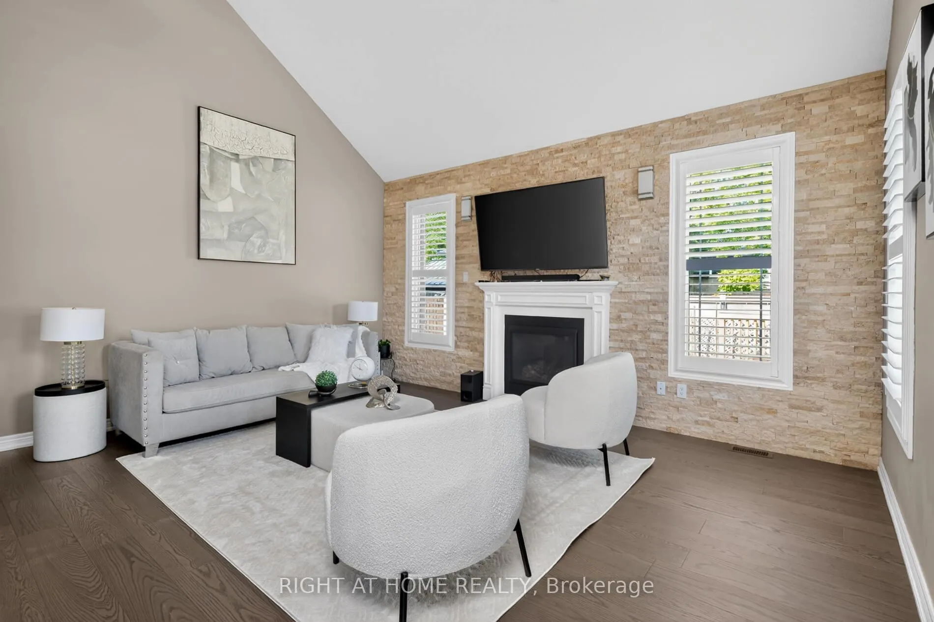 Photo 16 of 80 Sharpe Crescent, New Tecumseth, Tottenham — HOMEH