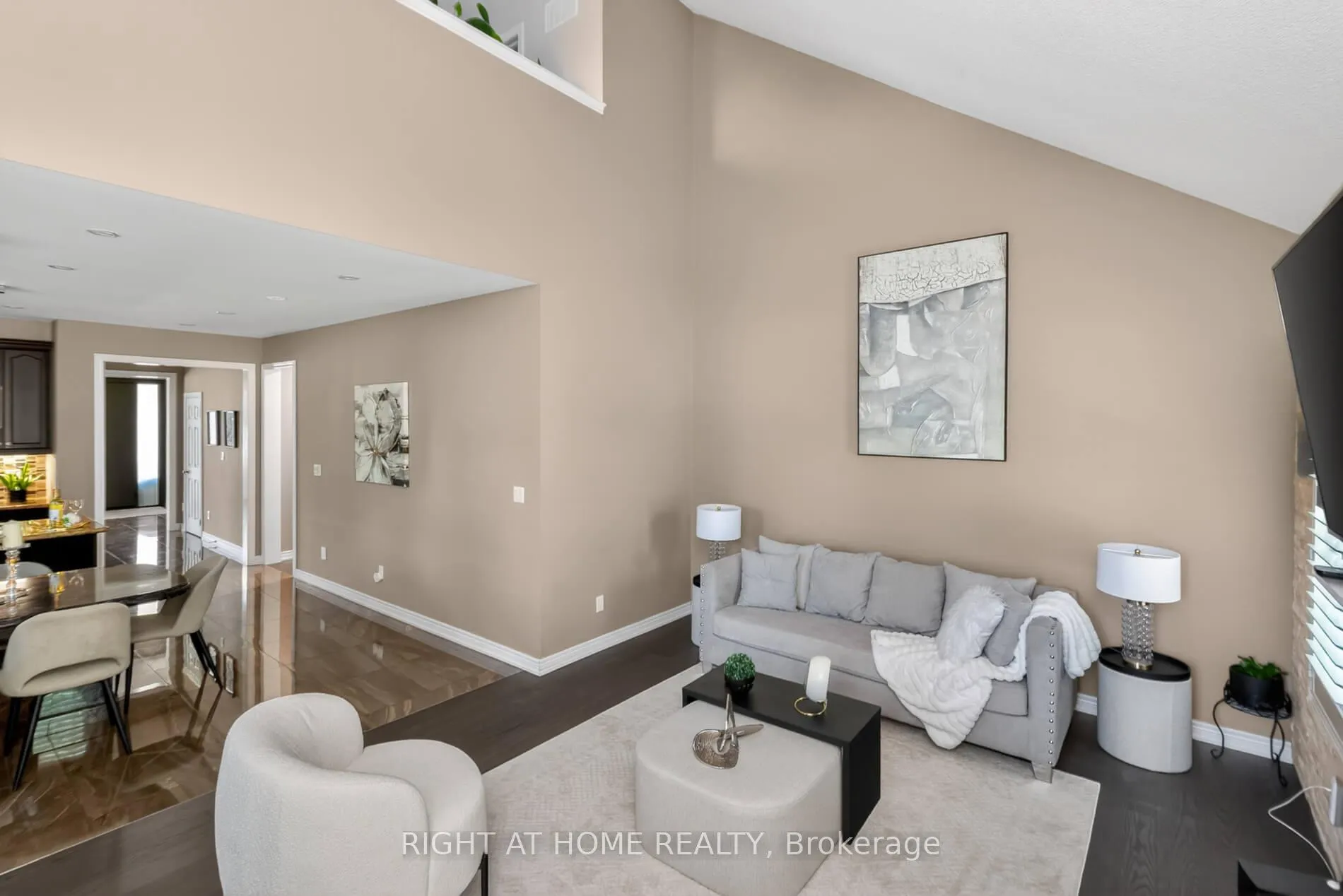 Photo 17 of 80 Sharpe Crescent, New Tecumseth, Tottenham — HOMEH