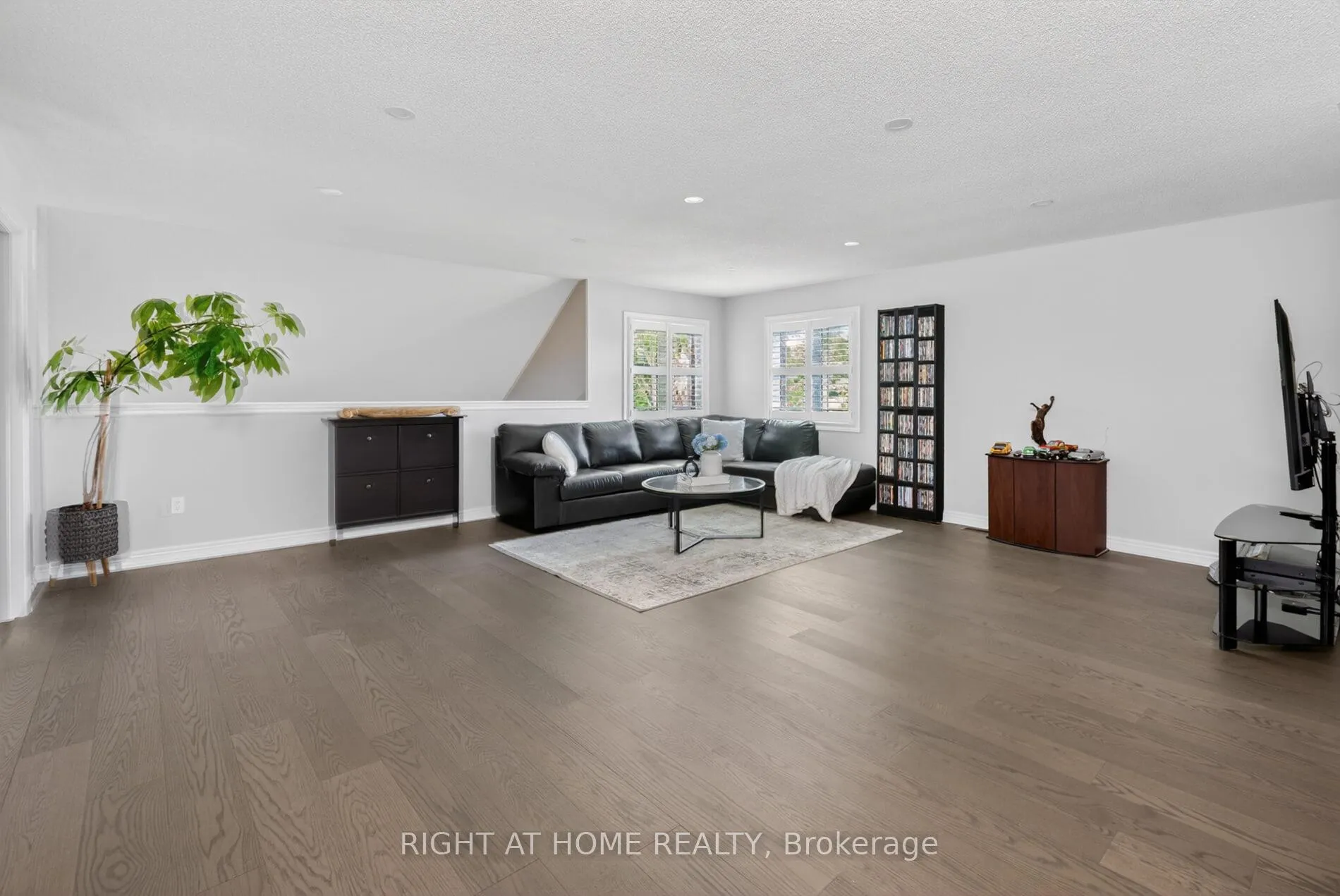 Photo 26 of 80 Sharpe Crescent, New Tecumseth, Tottenham — HOMEH