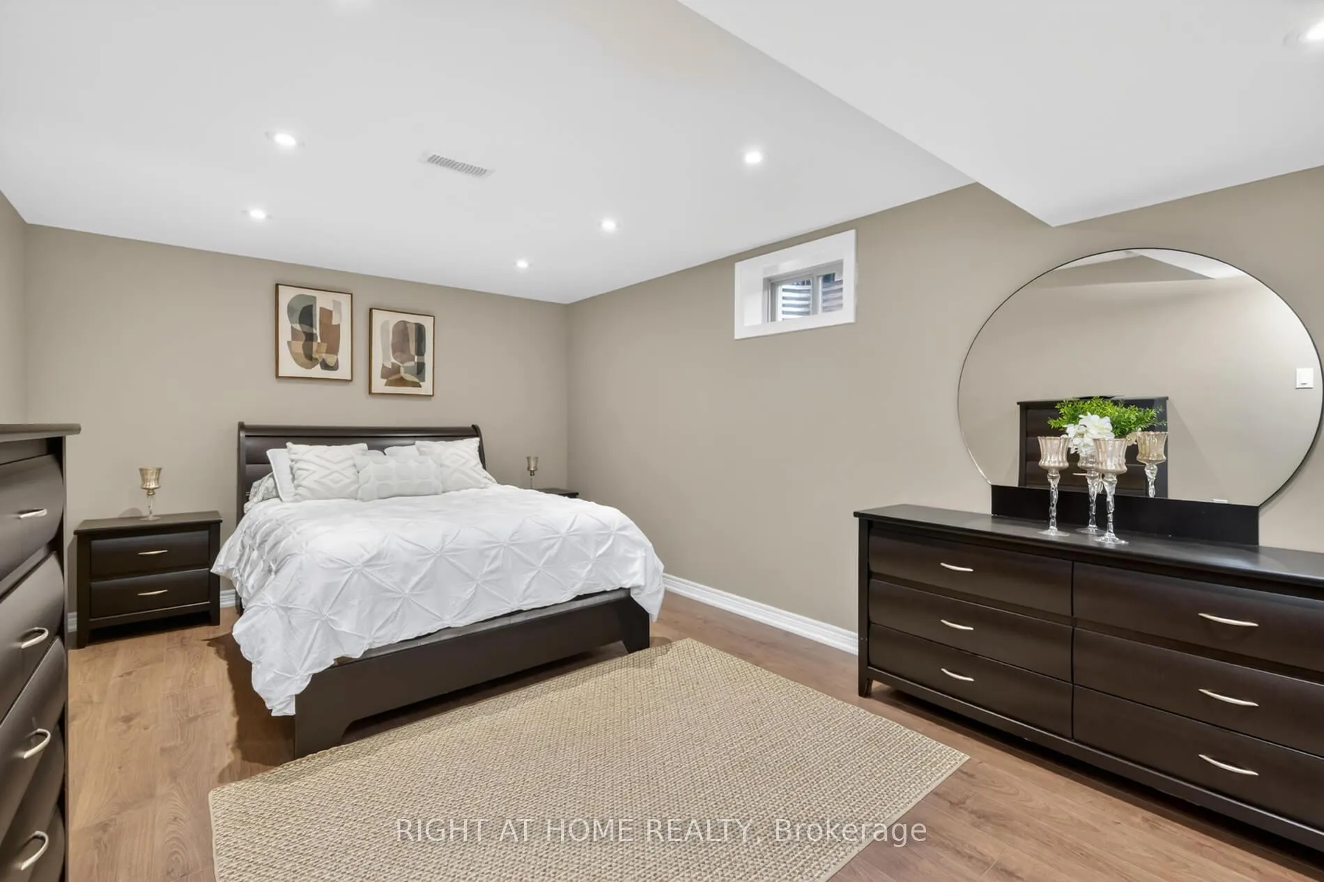 Photo 36 of 80 Sharpe Crescent, New Tecumseth, Tottenham — HOMEH