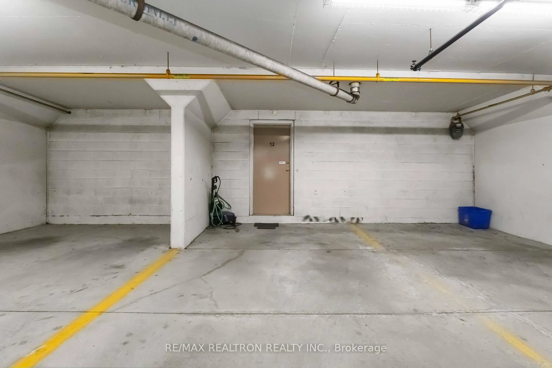 Photo 30 of Unit 12, 14 St. Moritz Way, Markham, Unionville — HOMEH