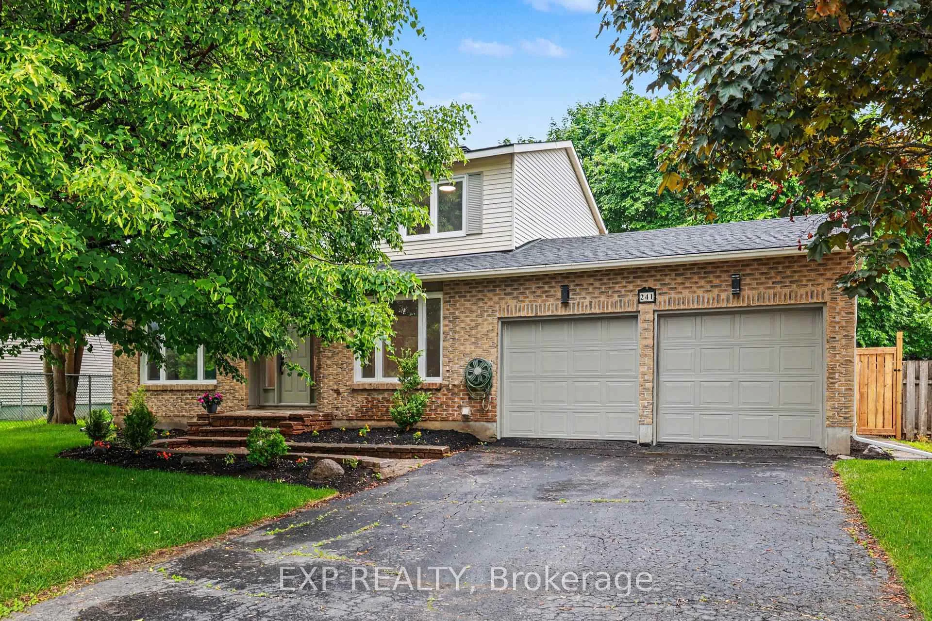 Photo 1 of 241 Anglehart Avenue, Ottawa, Queenswood Heights South — HOMEH
