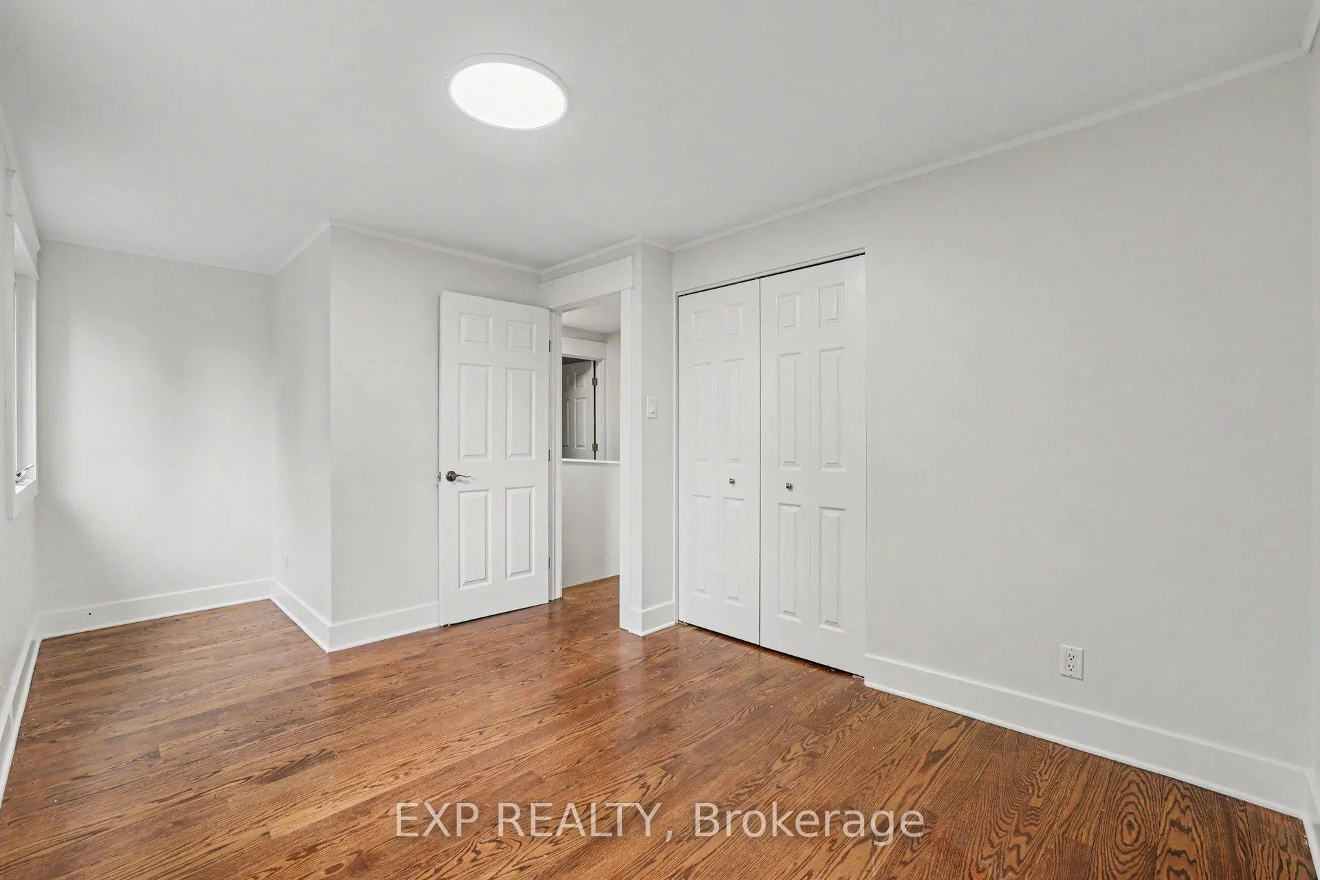 Photo 30 of 241 Anglehart Avenue, Ottawa, Queenswood Heights South — HOMEH