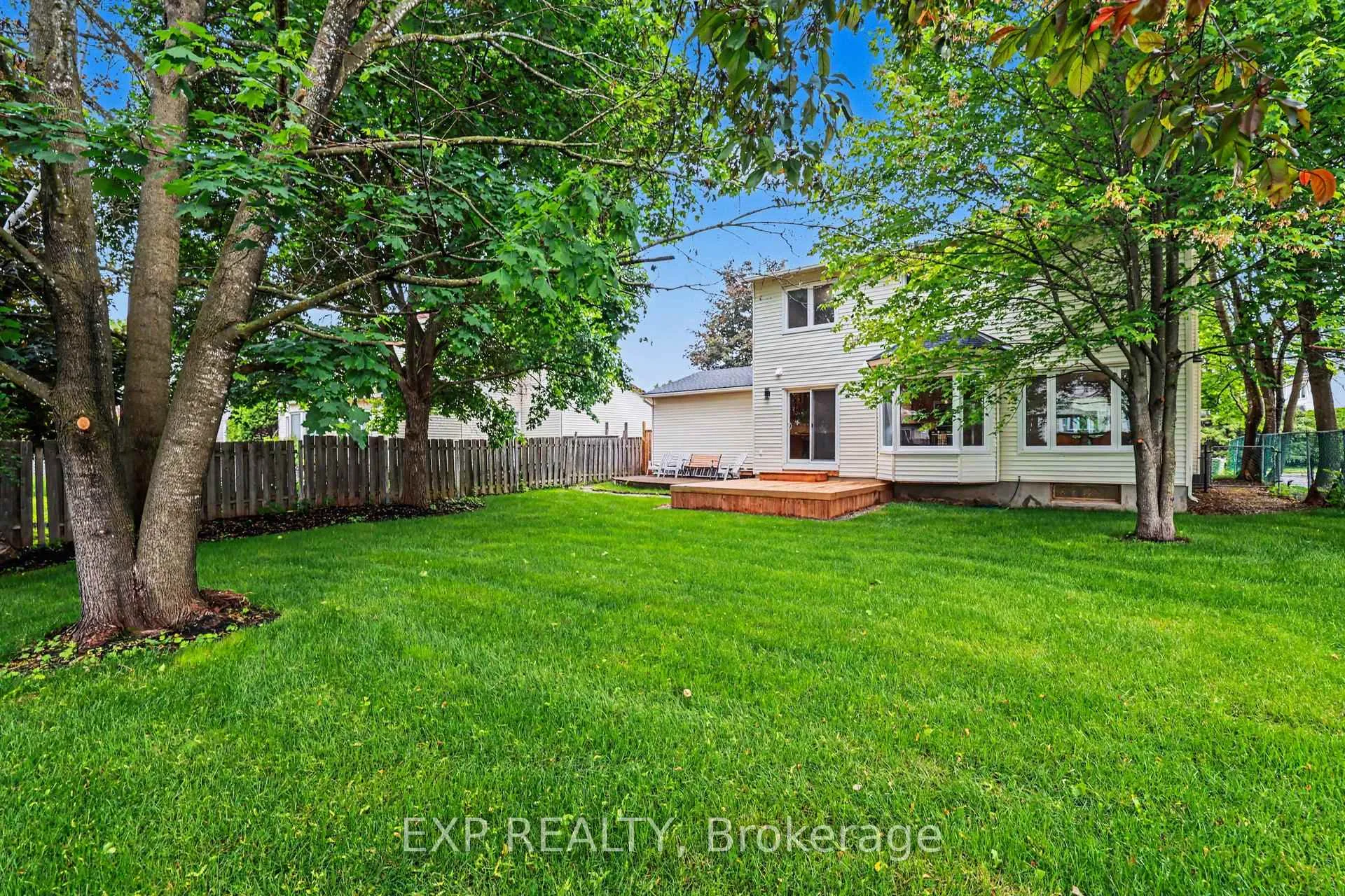 Photo 36 of 241 Anglehart Avenue, Ottawa, Queenswood Heights South — HOMEH