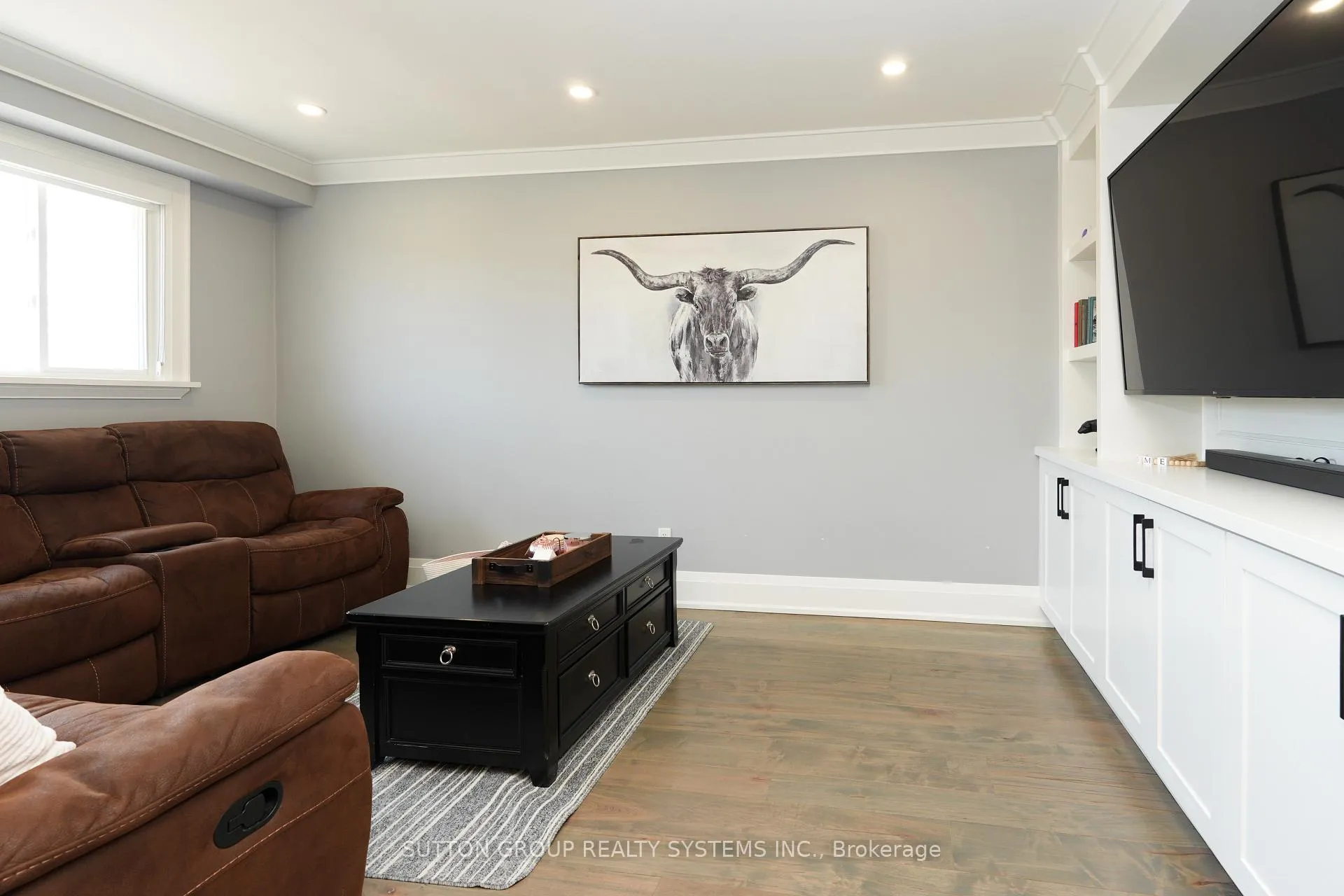 Photo 12 of 70 Courtleigh Square, Brampton, Heart Lake East — HOMEH