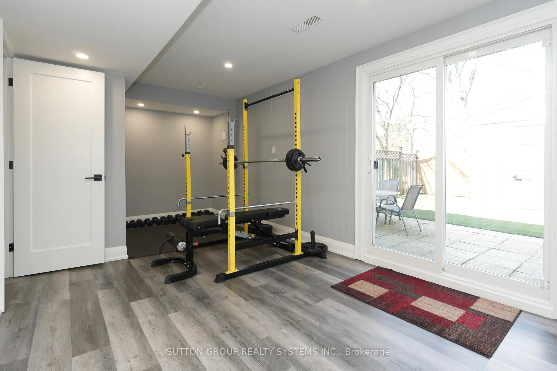 Photo 32 of 70 Courtleigh Square, Brampton, Heart Lake East — HOMEH