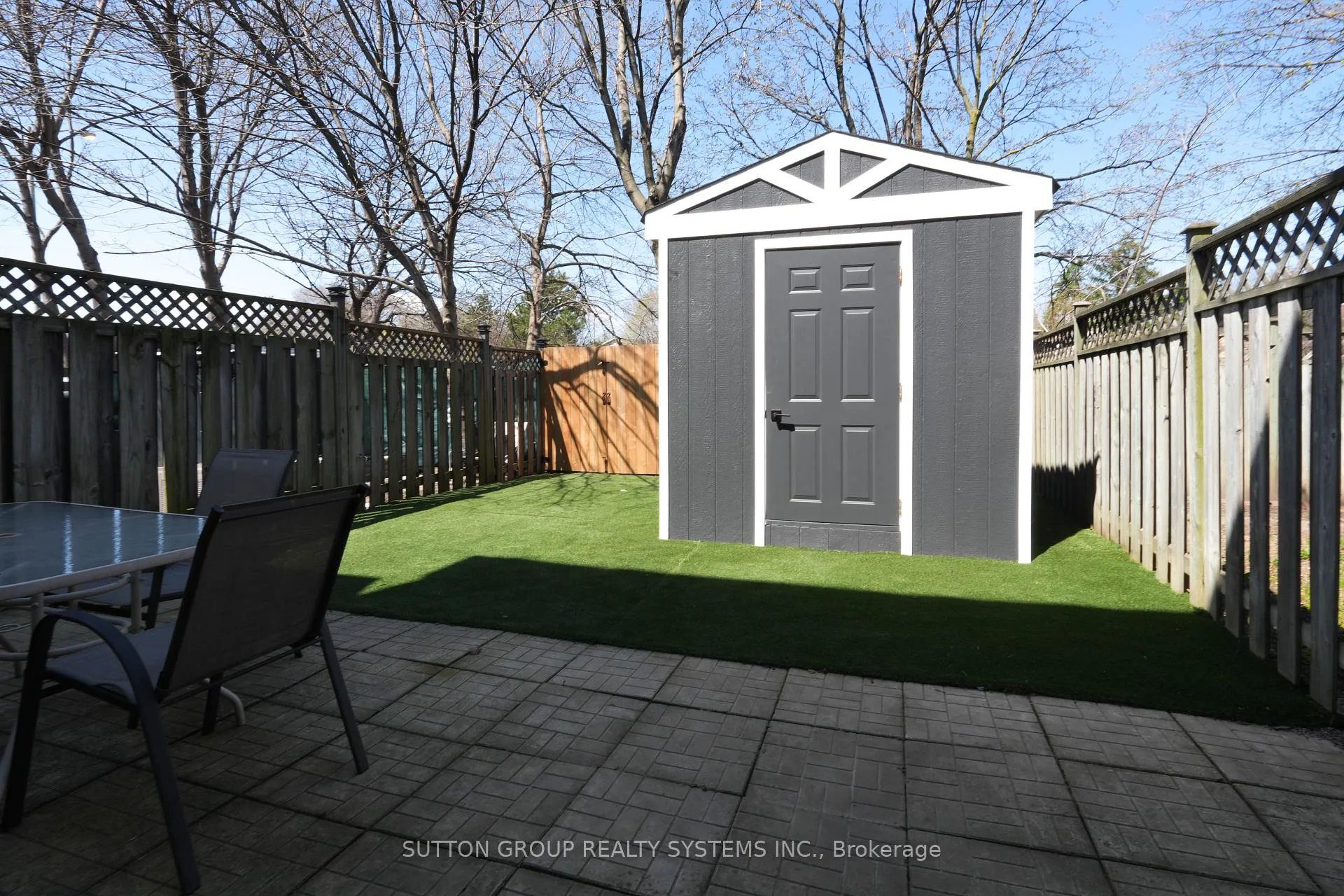 Photo 39 of 70 Courtleigh Square, Brampton, Heart Lake East — HOMEH