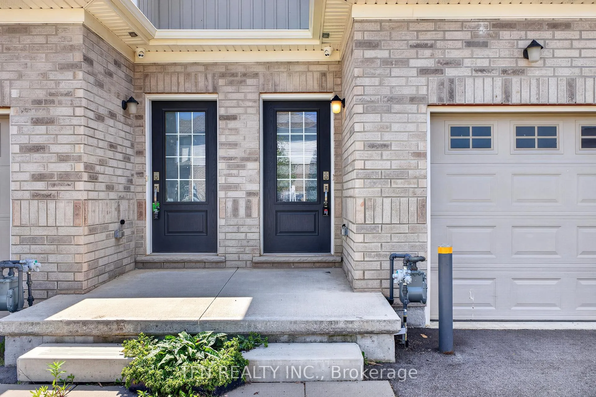 Photo 3 of 245 Bur Oak Drive, Thorold, Confederation Heights — HOMEH