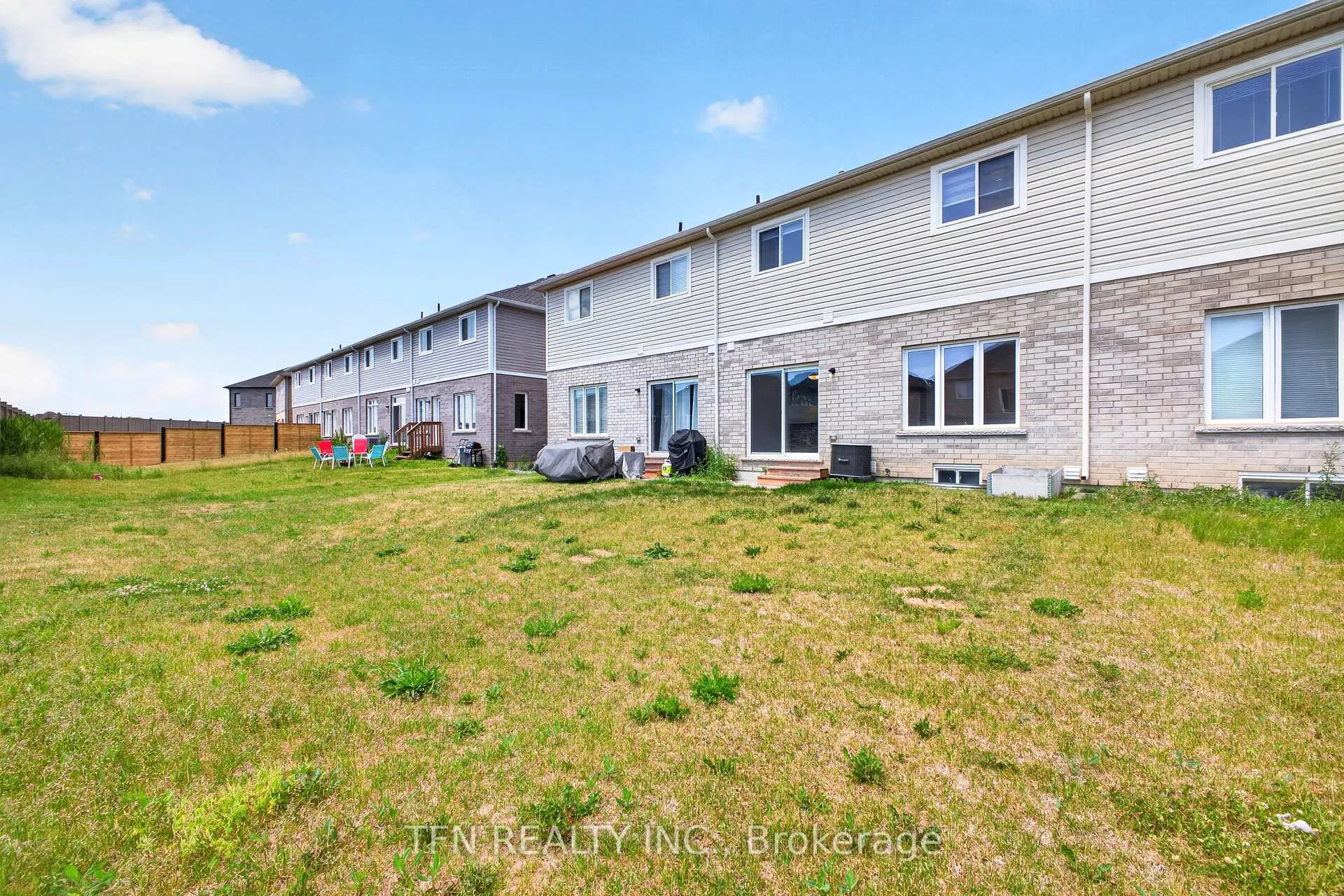 Photo 7 of 245 Bur Oak Drive, Thorold, Confederation Heights — HOMEH