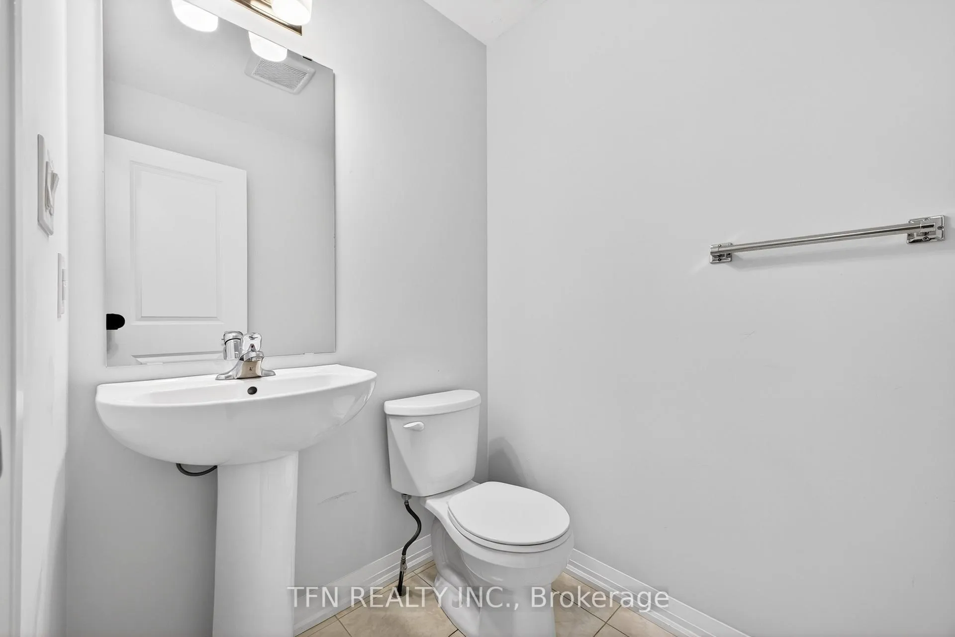 Photo 14 of 245 Bur Oak Drive, Thorold, Confederation Heights — HOMEH